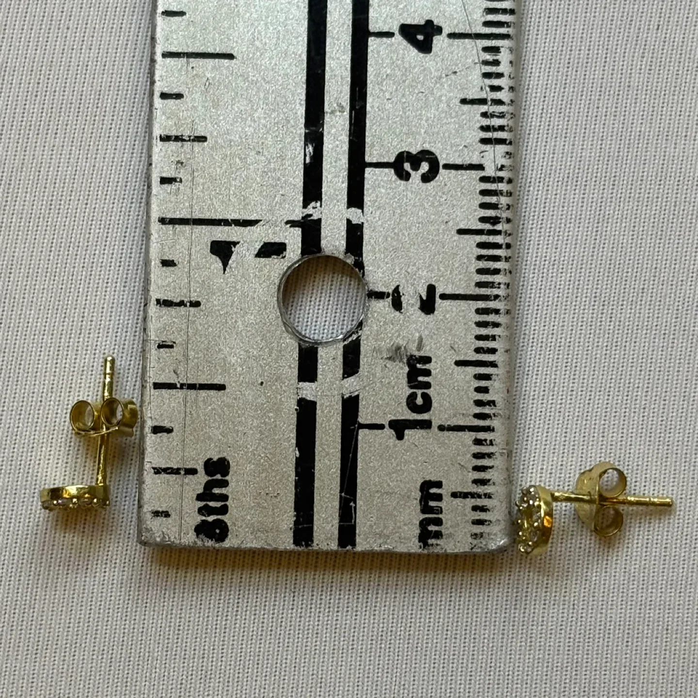 Gold Plated 925 Sterling Silver Micro Pave Circle Stud Earrings image indicator(9)