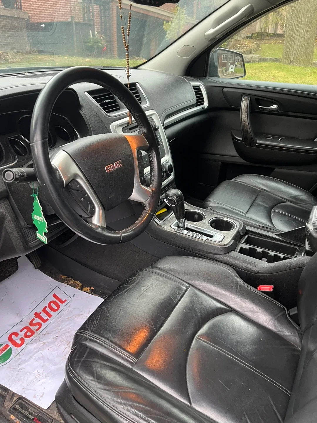 GMC Acadia SUV image indicator(6)