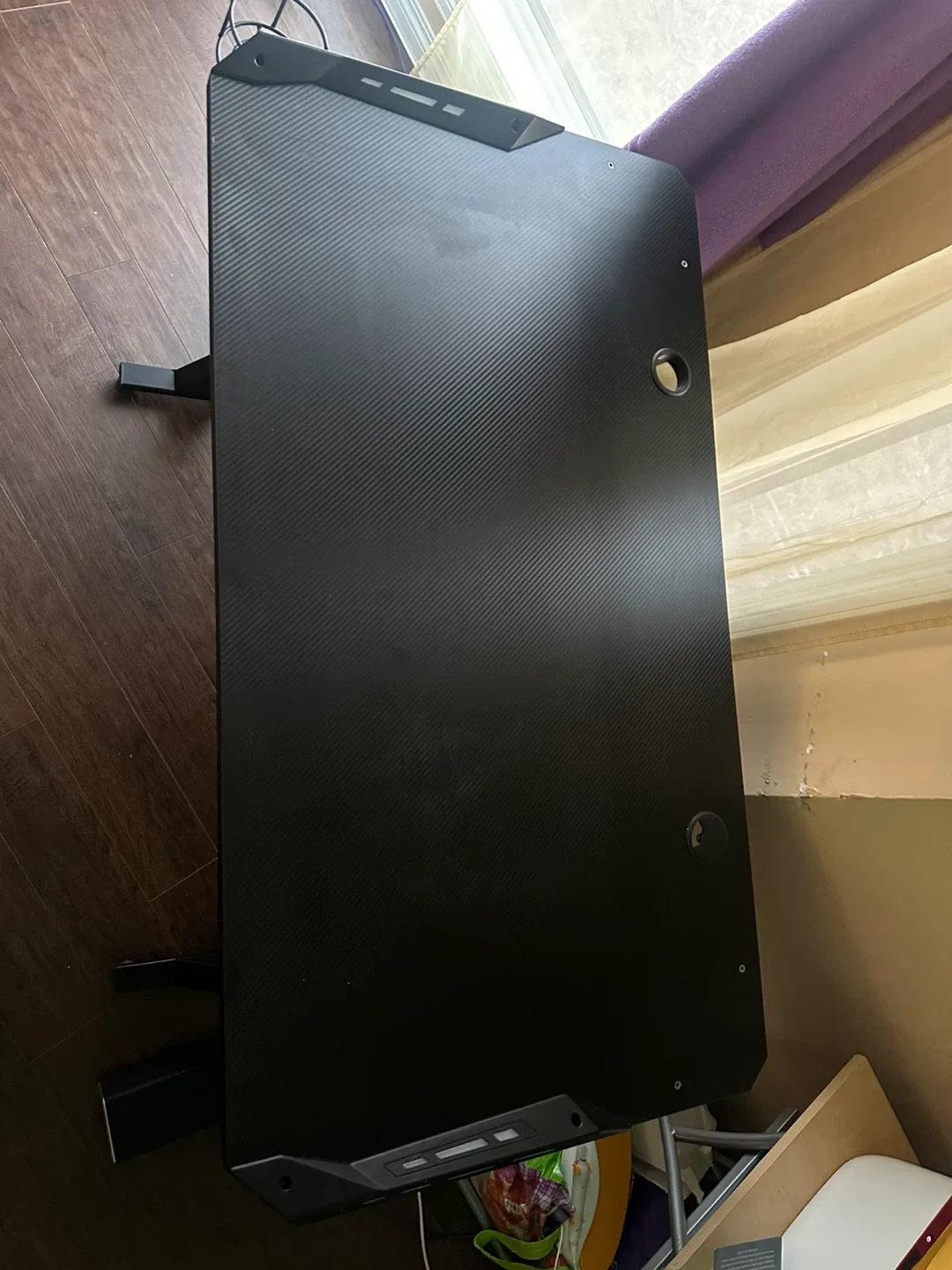 Carbon Gaming Desk - Black image indicator(2)