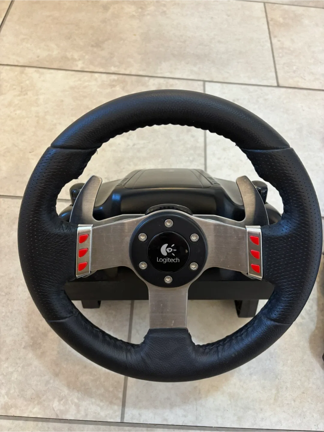 Logitech G27 Racing Wheel & Pedals image indicator(6)