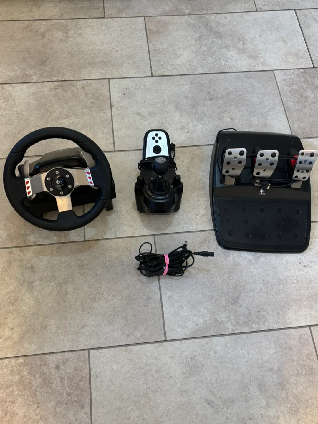 Logitech G27 Racing Wheel & Pedals
