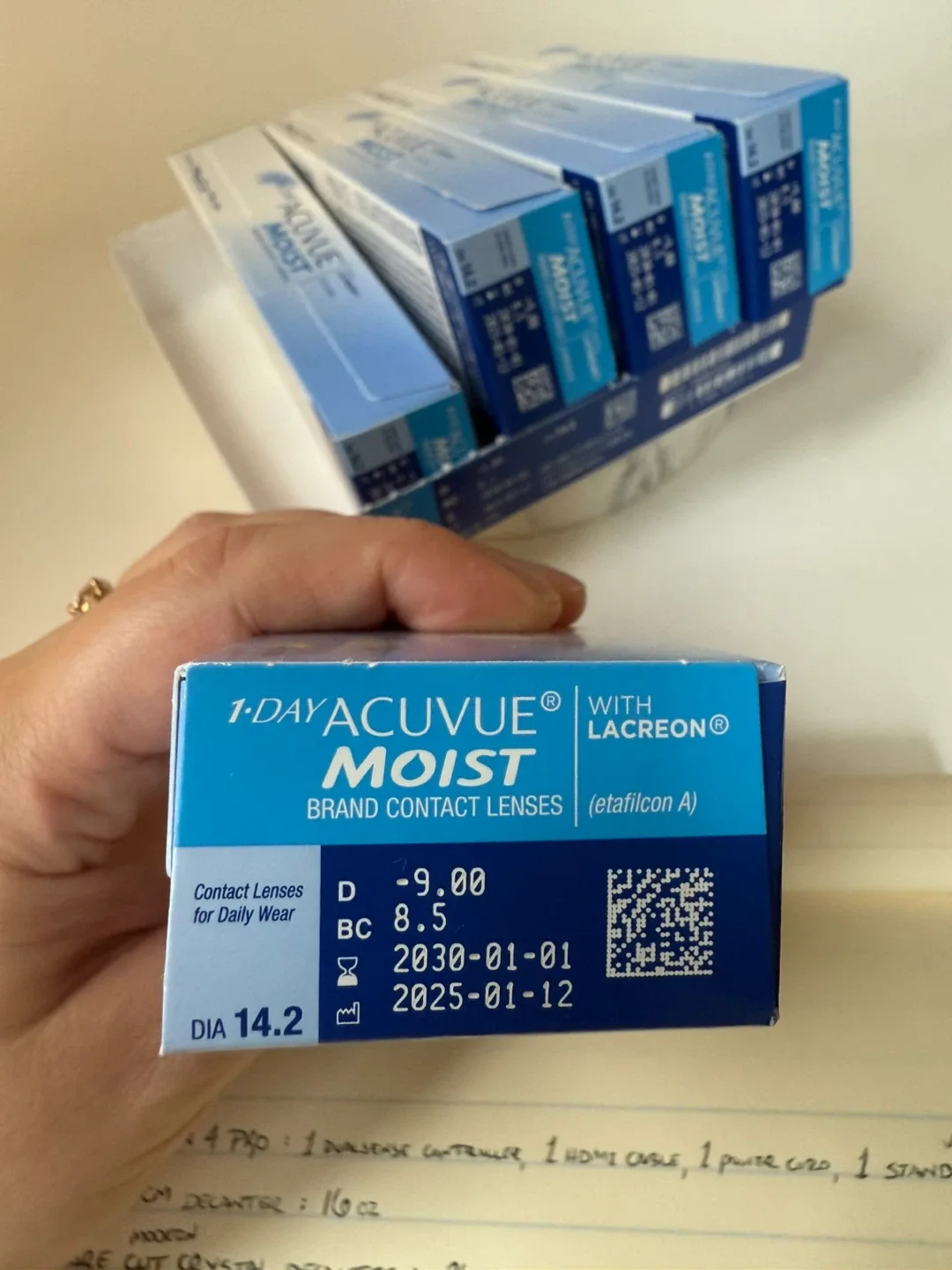 Acuvue Moist 1-day Contact Lenses image indicator(4)