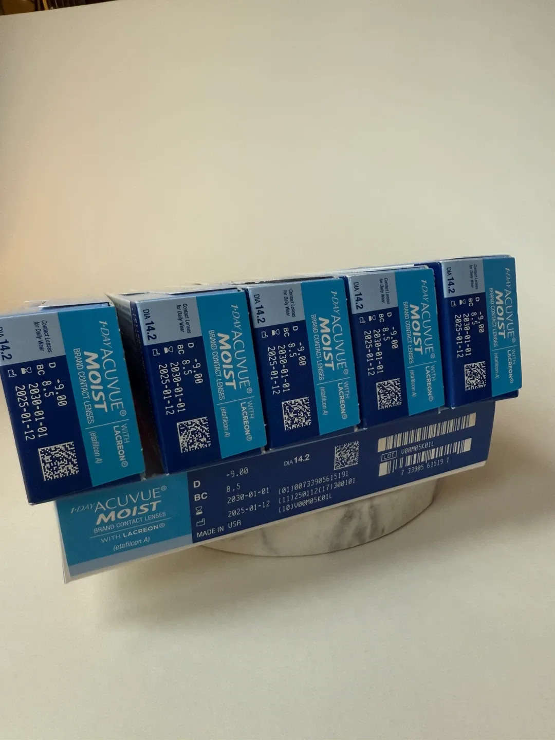 Acuvue Moist 1-day Contact Lenses image indicator(2)