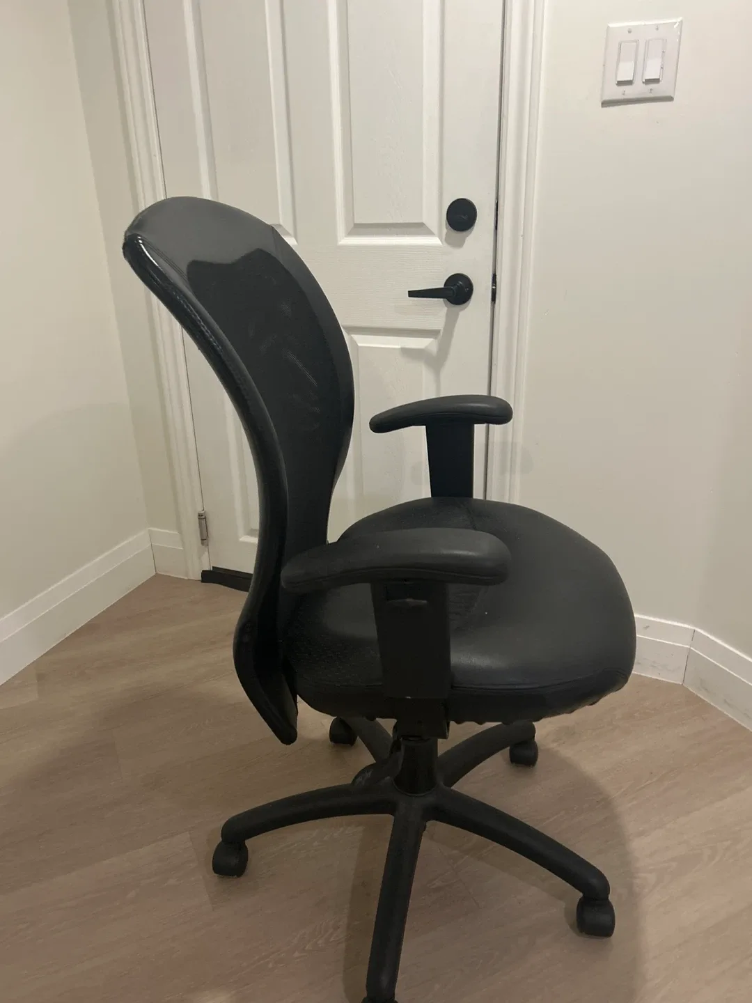 Black Office Chair