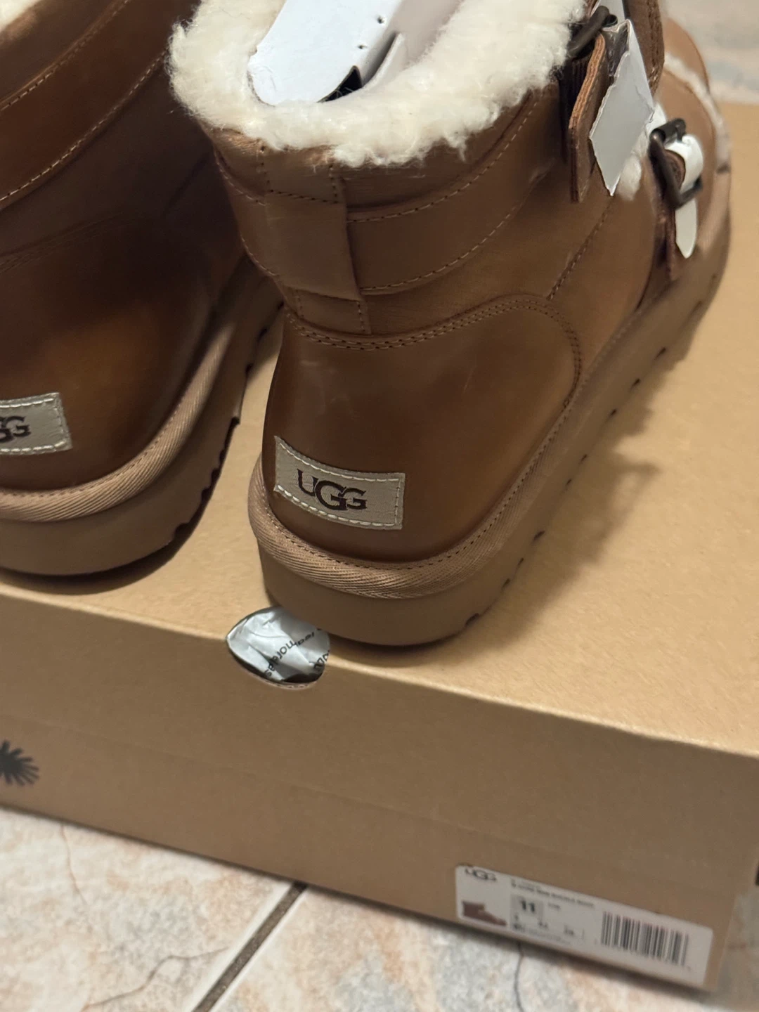 UGG Y Dune Mini Buckle Boot Size 11 - photo 2