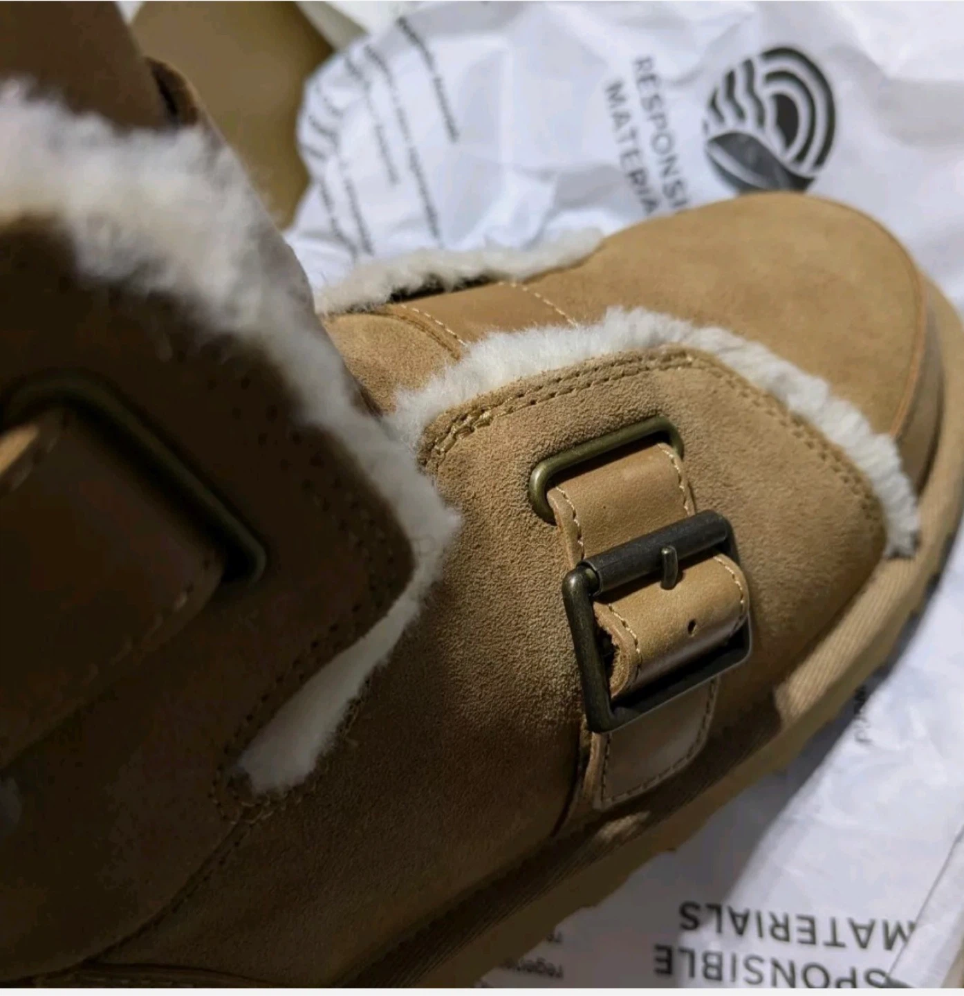 UGG Y Dune Mini Buckle Boot Size 11 - photo 4