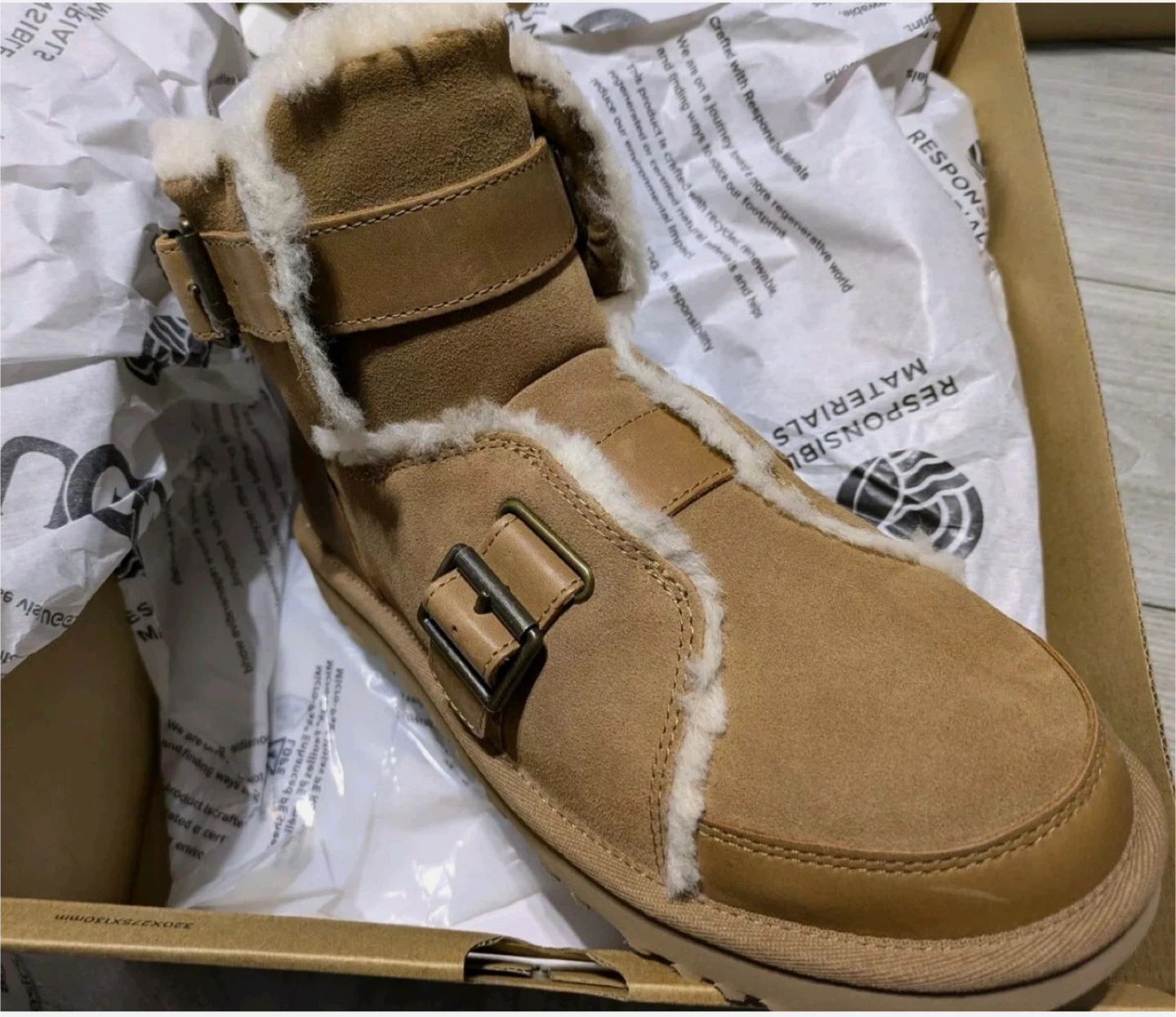 UGG Y Dune Mini Buckle Boot Size 11 - photo 5