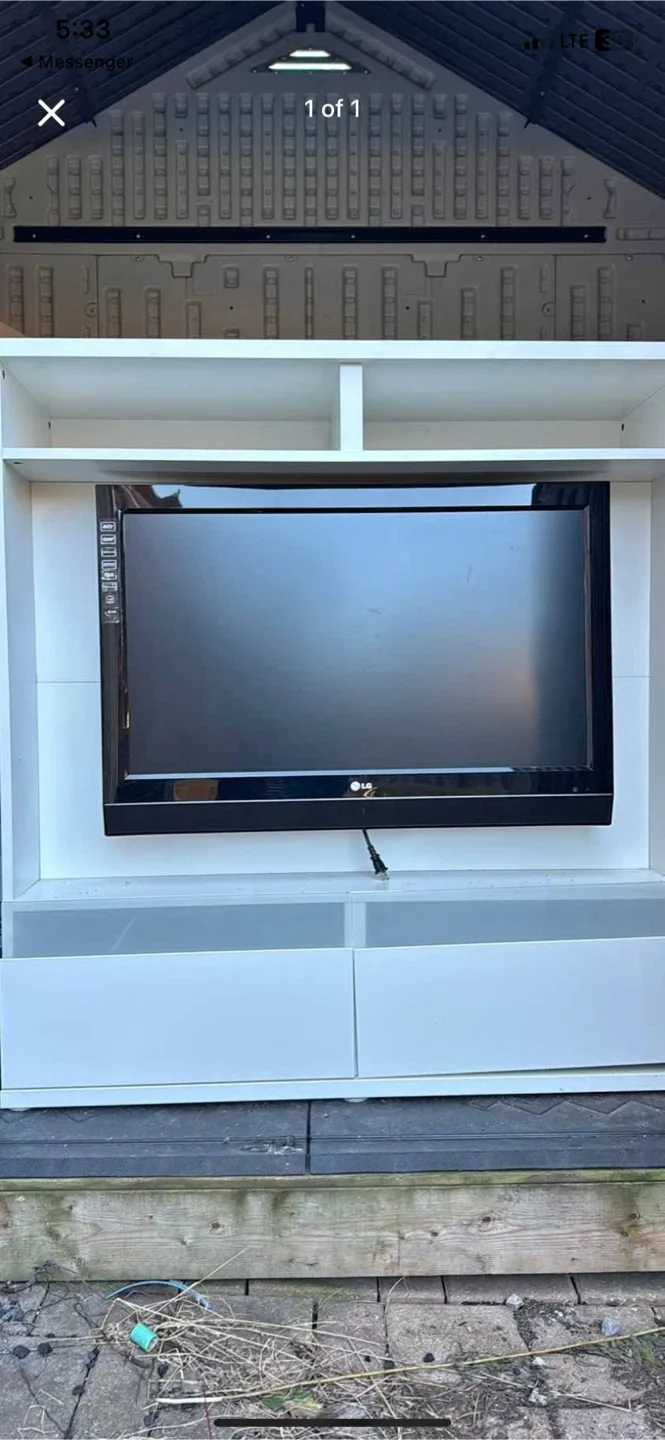 37” LCD HDTV