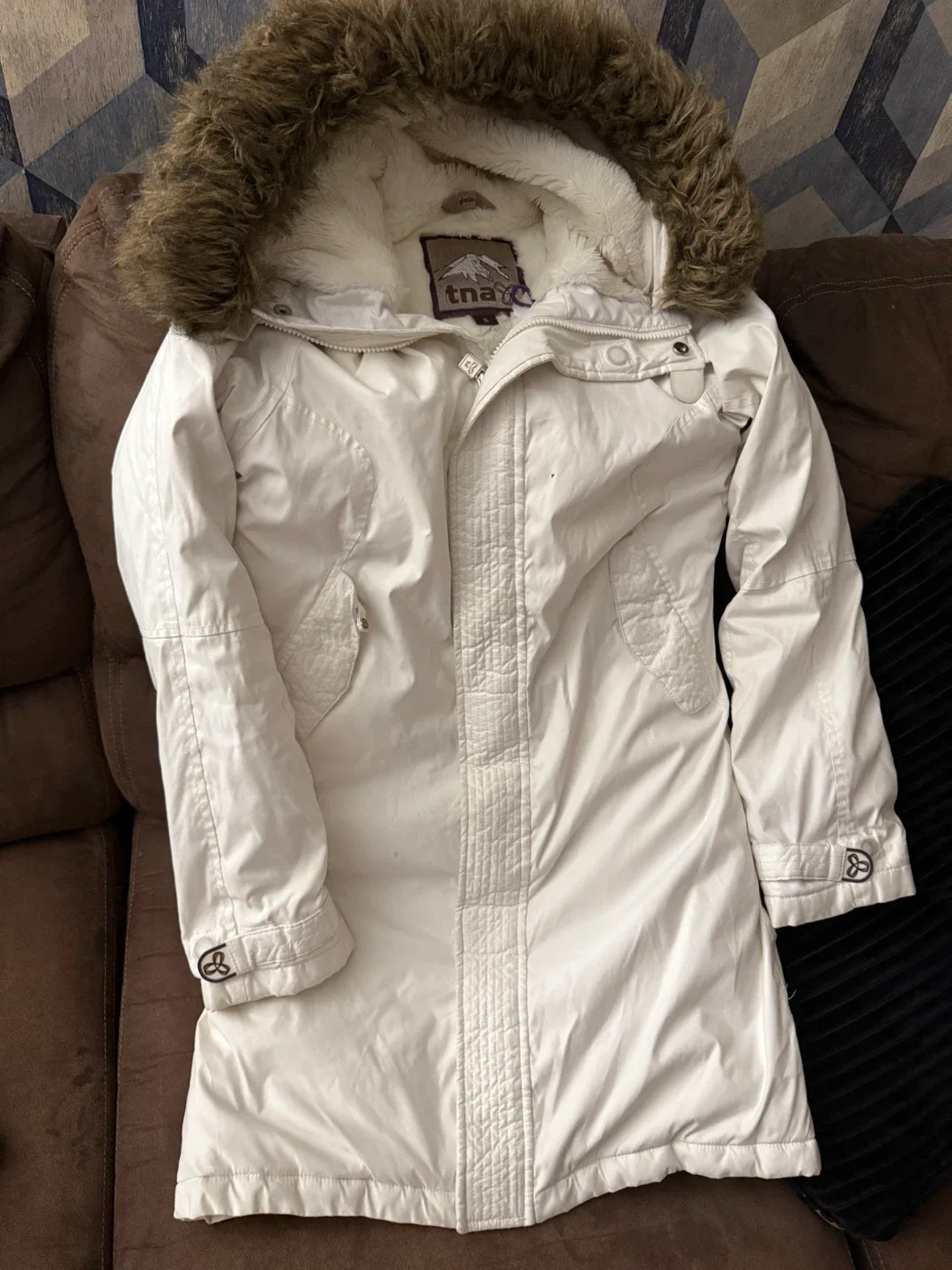TNA Glacier White Winter Coat - Size S image indicator(4)