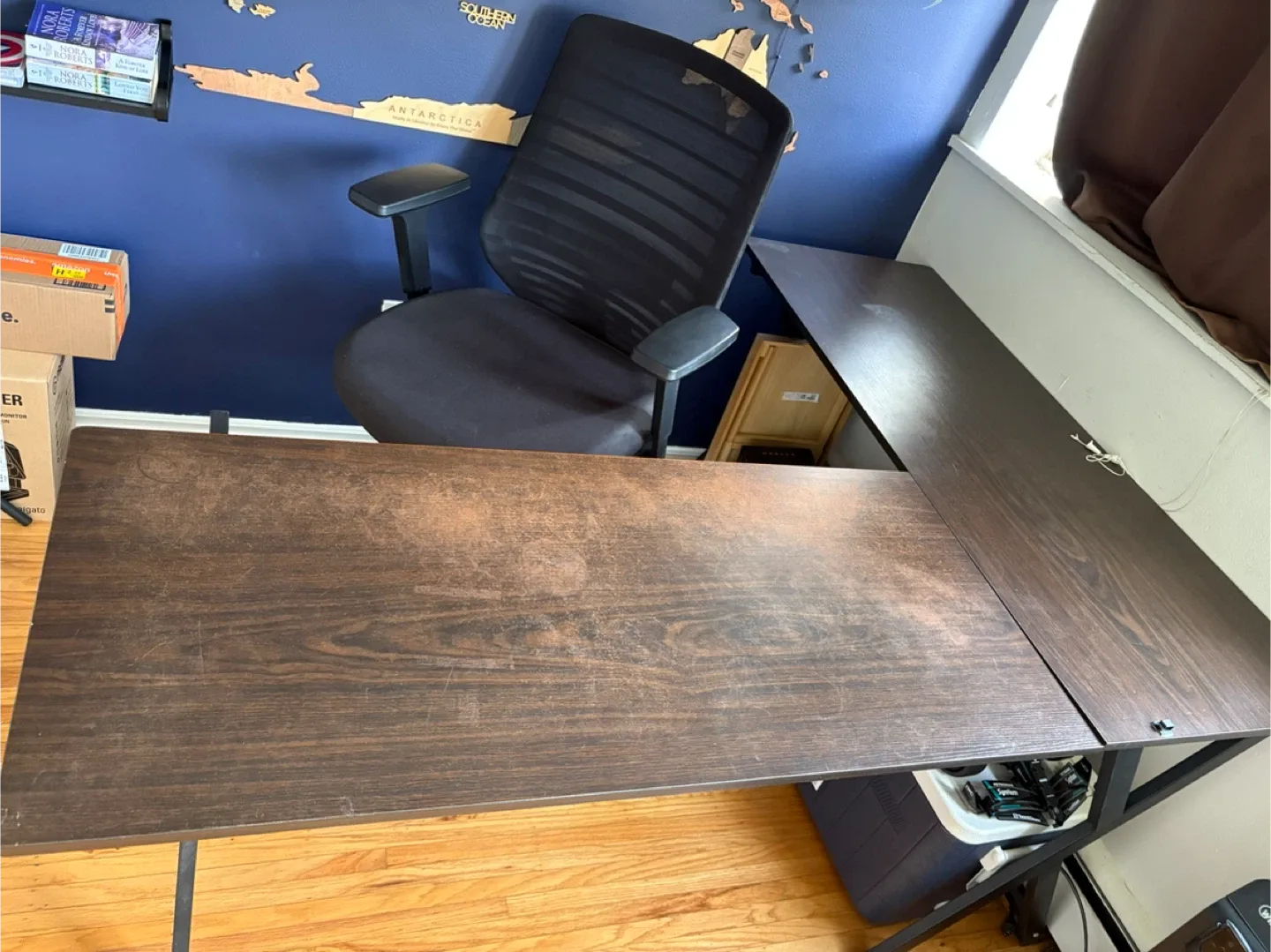 L-shaped Computer Desk image indicator(2)