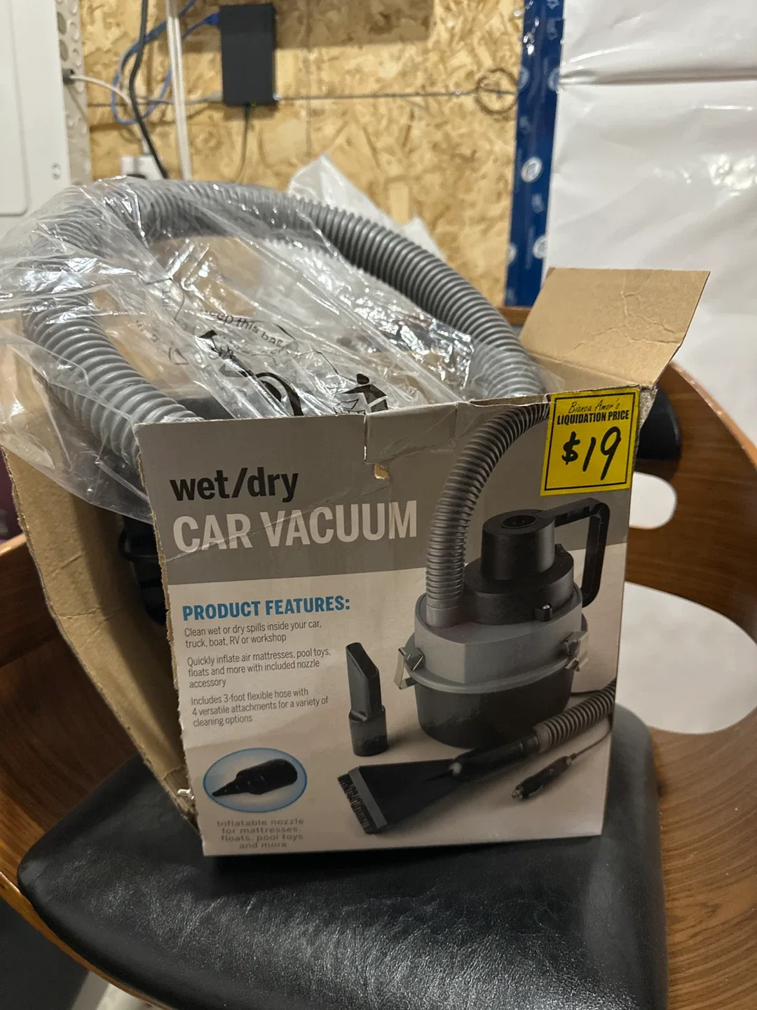 Wet/Dry Car Vacuum