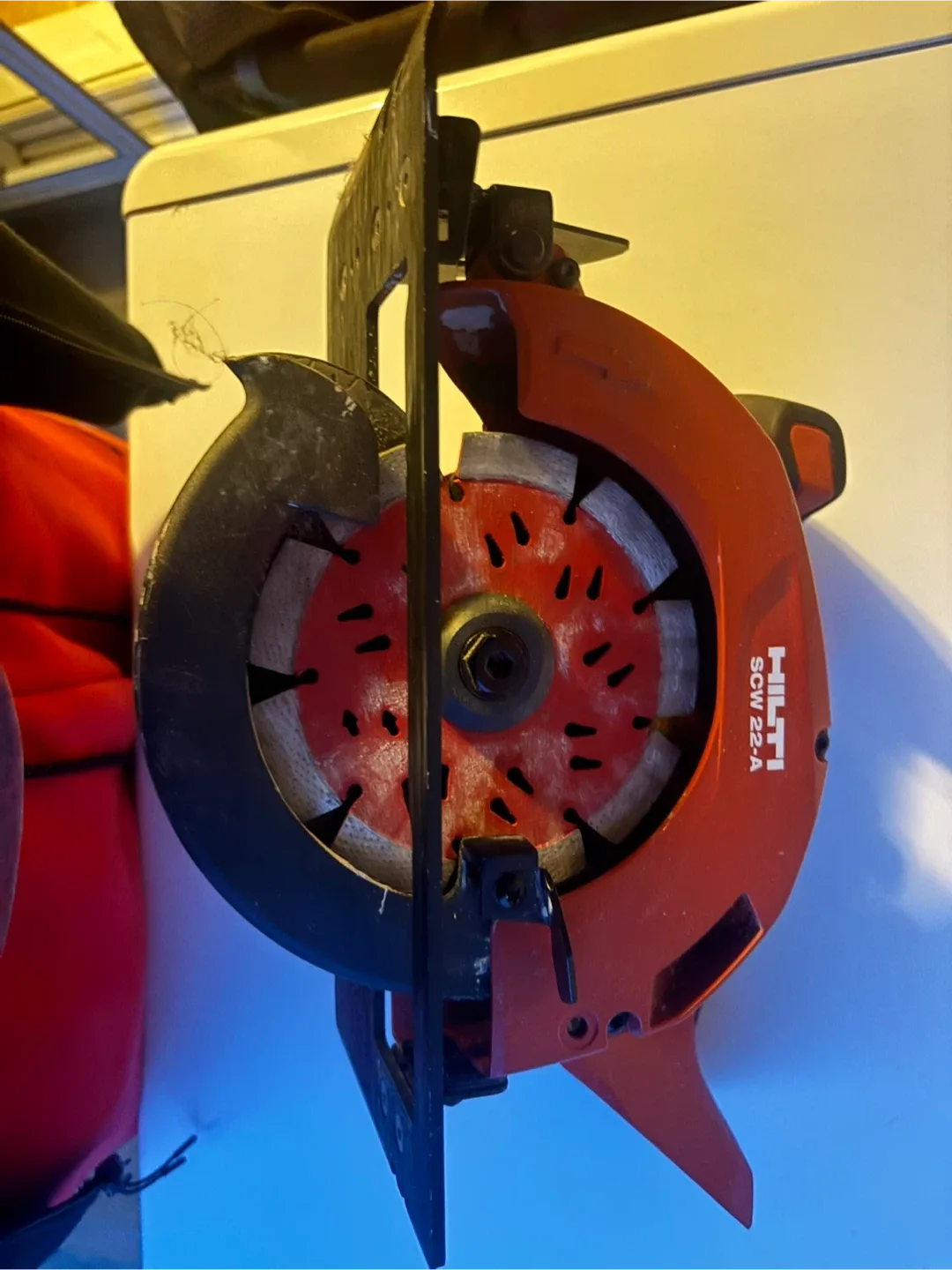 Hilti SCW 22-A Circular Saw