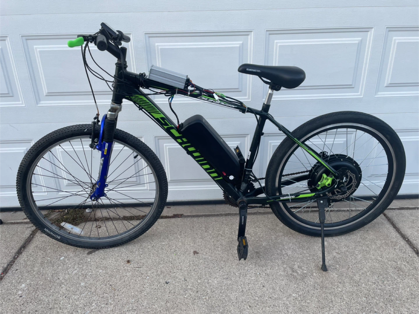 2 Person Scwhinn eBike 40MPH - photo 2