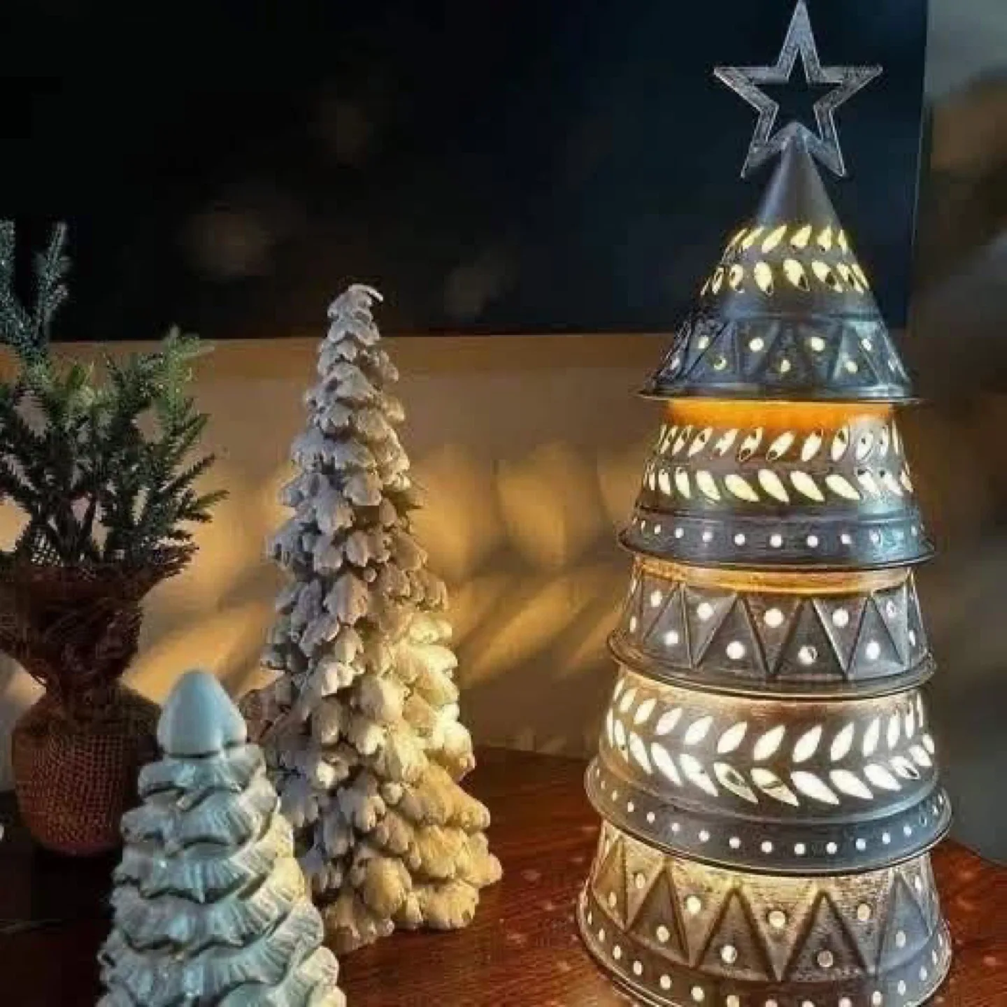 Scentsy Festive Fir Warmer!