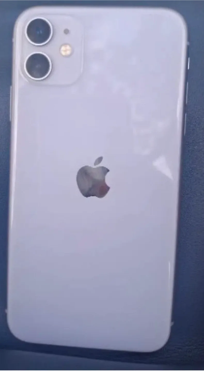 Apple iPhone 11,128 megabyte