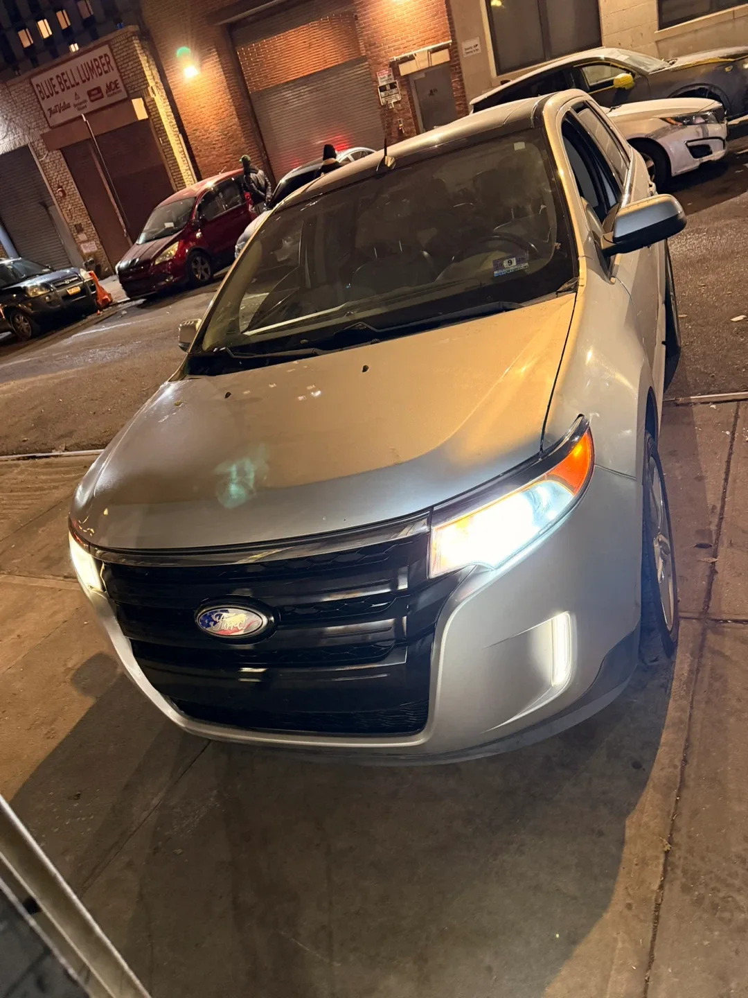 Ford Edge Silver SUV image indicator(4)