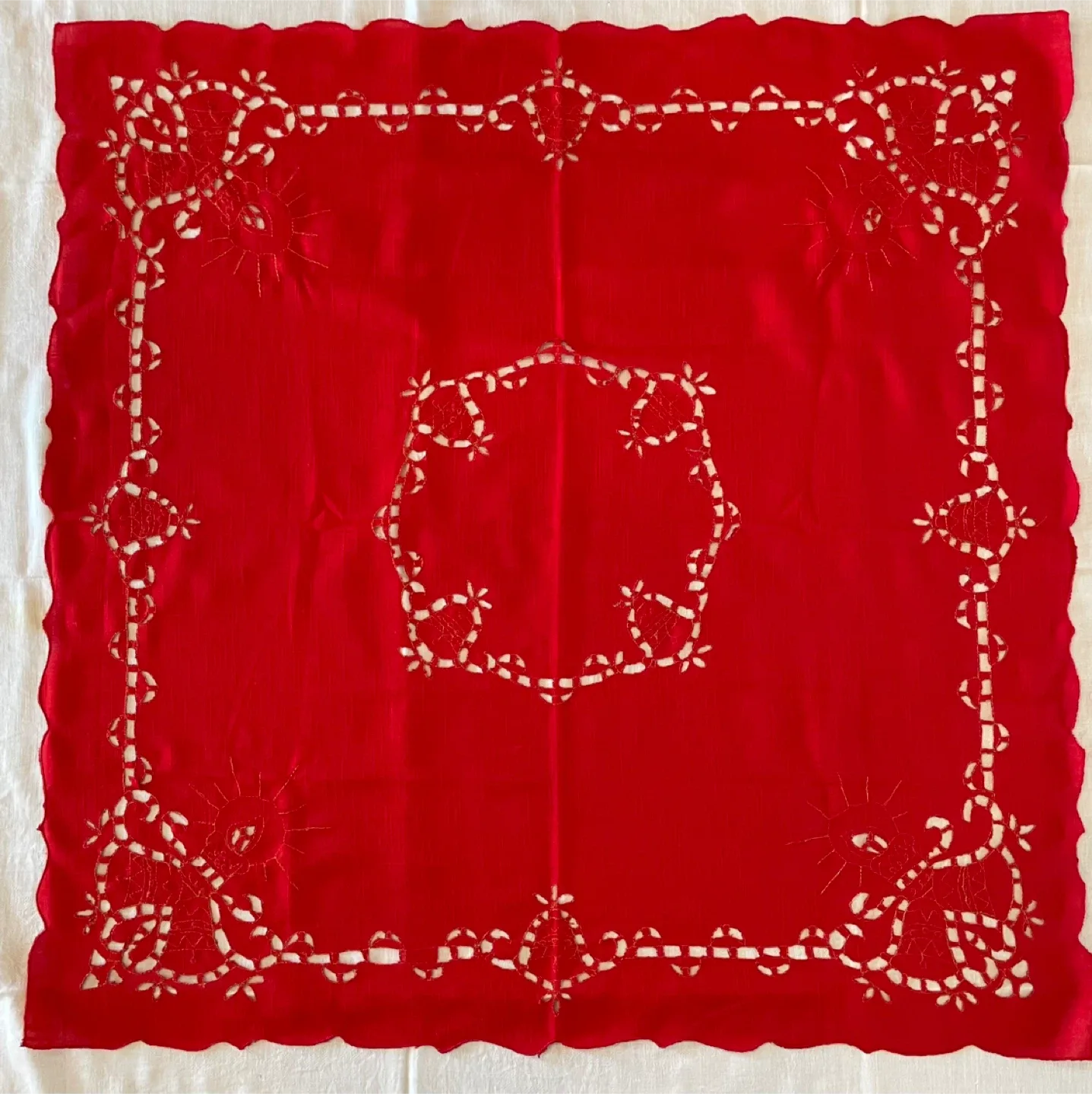 Red Embroidered Tablecloth🎄