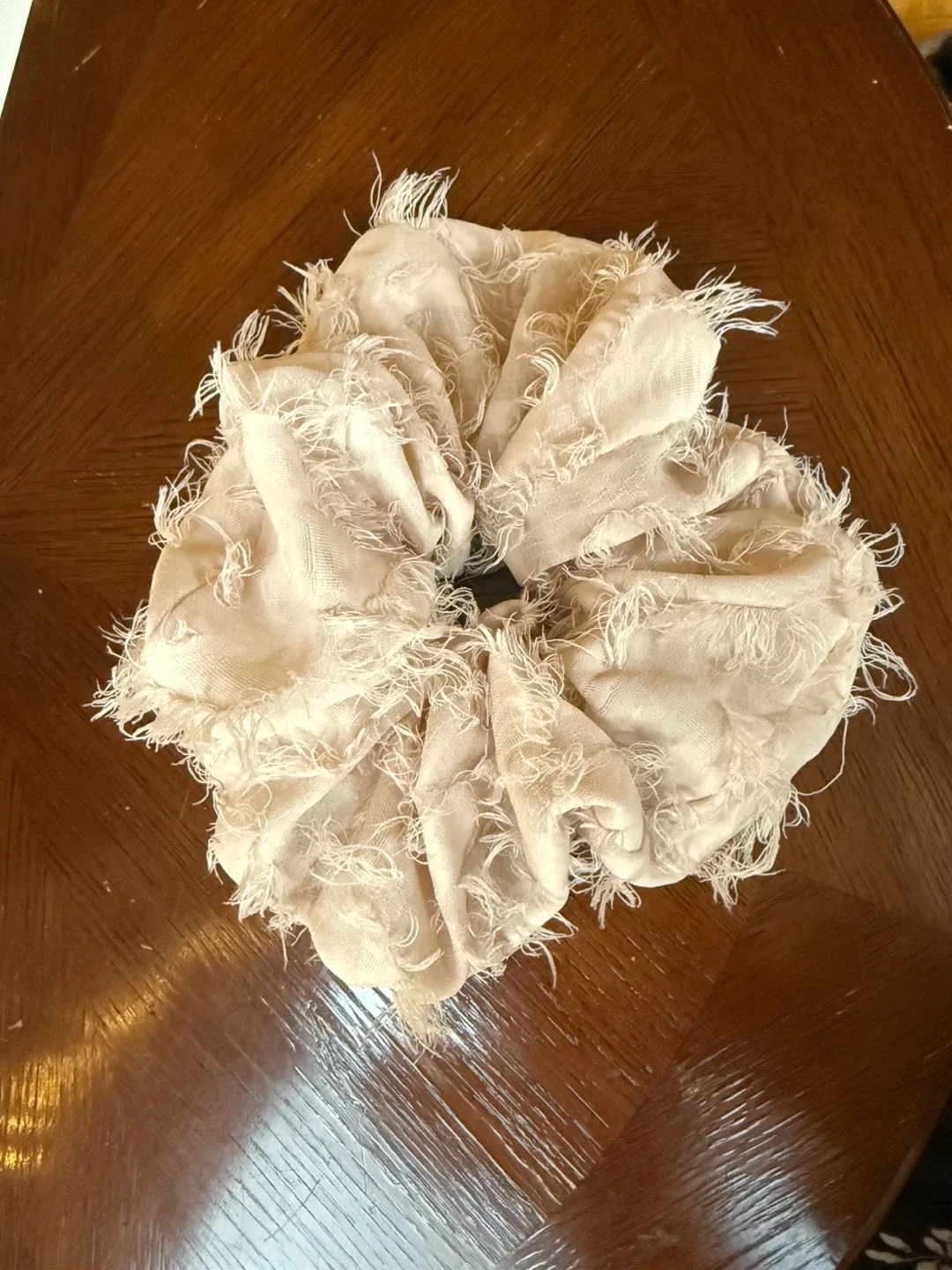 XL hair scrunchie - The Latest Scoop