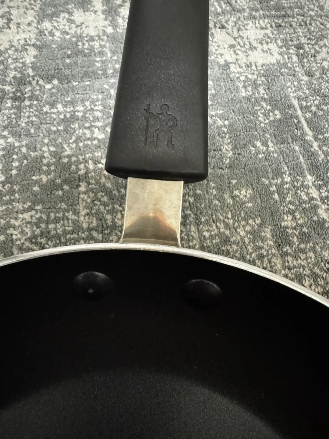 J.A. Henckels International Fry Pan image indicator(3)