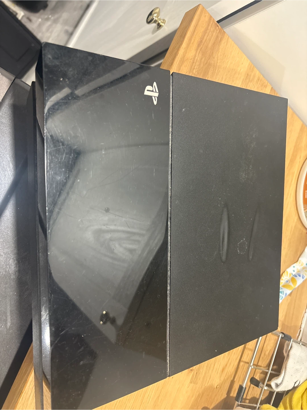 PlayStation 4 (PS4) Console
