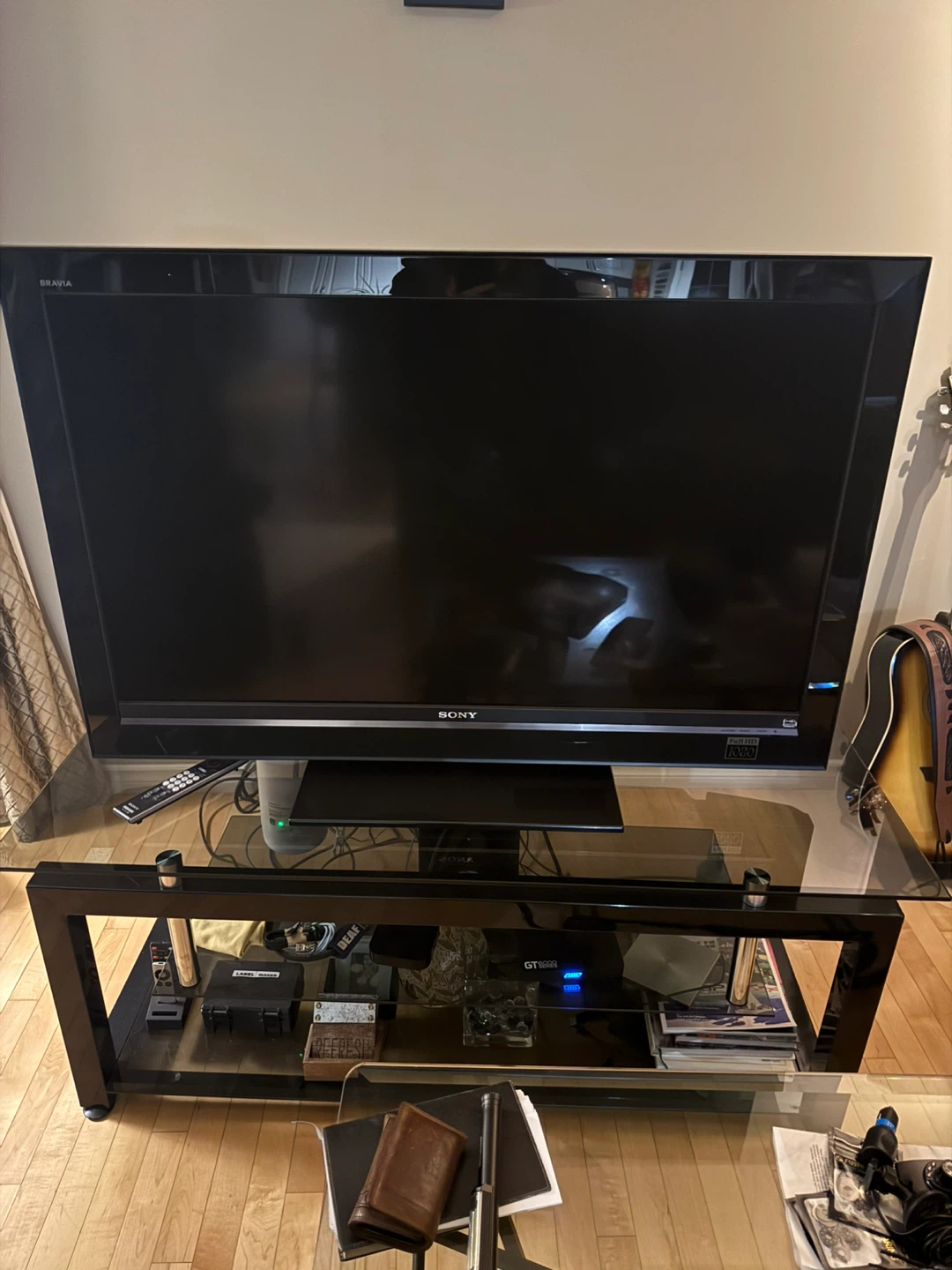 Sony Bravia KDL-46V3000 46" LCD Digital Colour TV - photo 2