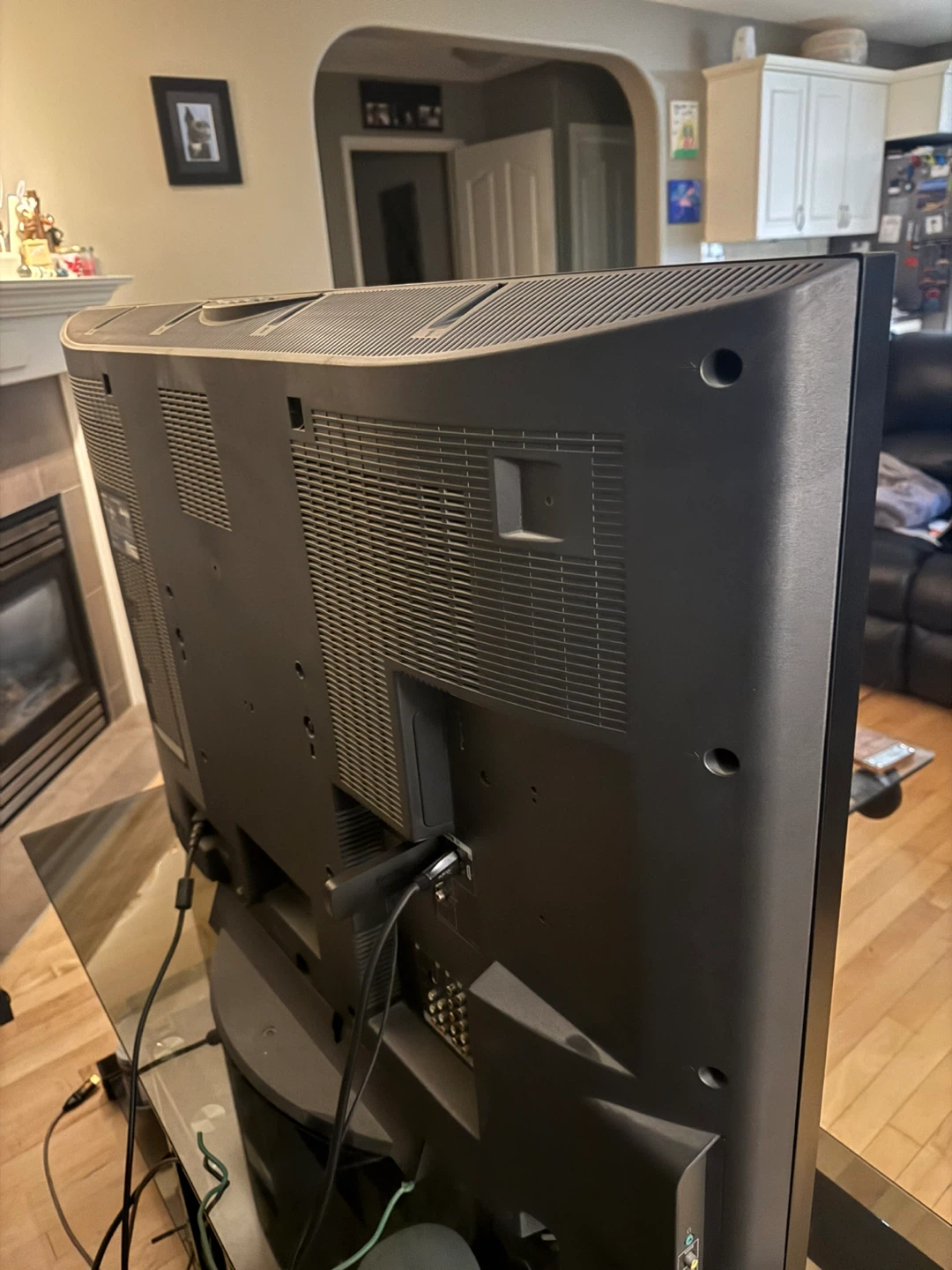 Sony Bravia KDL-46V3000 46" LCD Digital Colour TV - photo 3