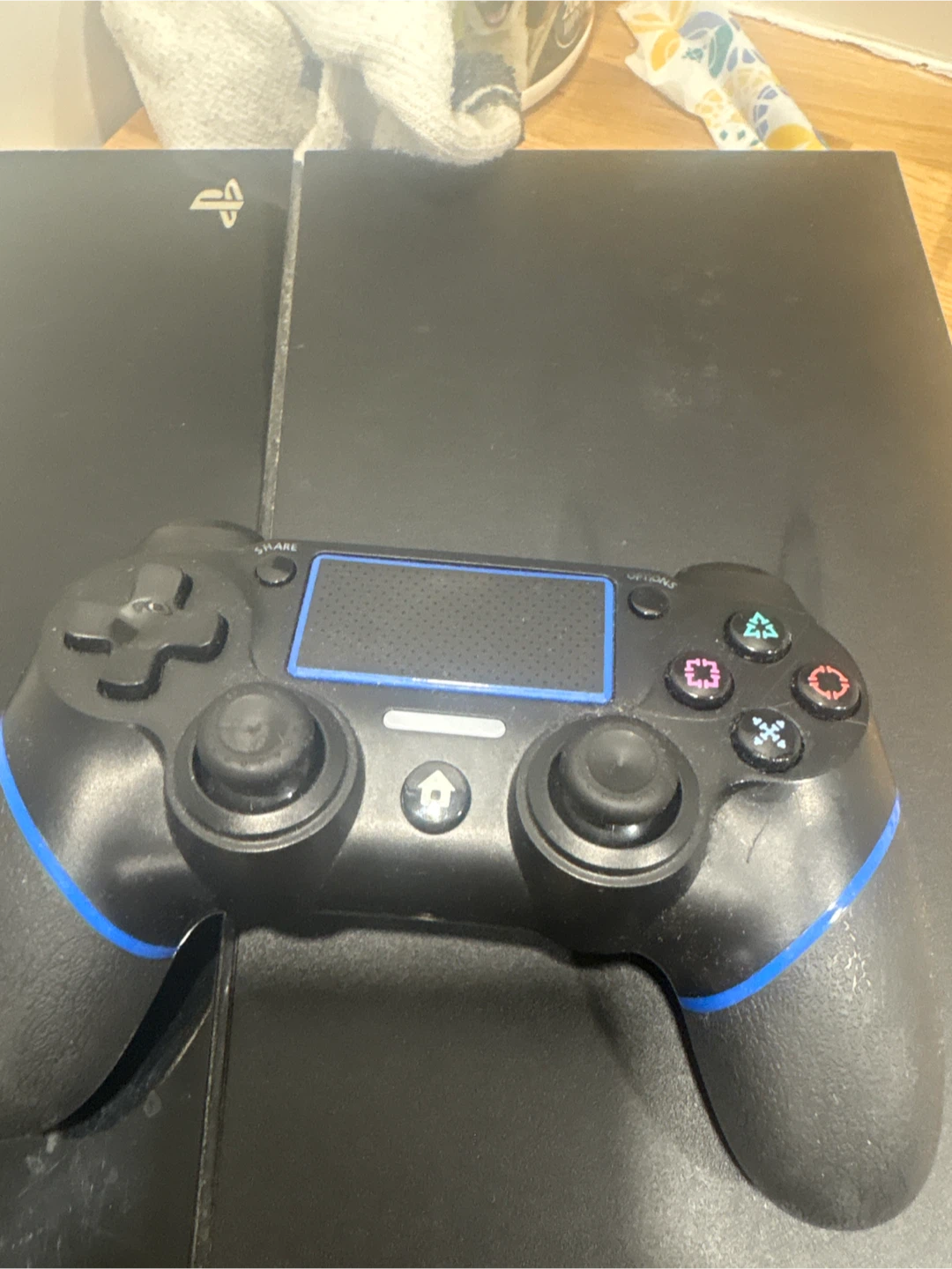 PlayStation 4 (PS4) Console - photo 3