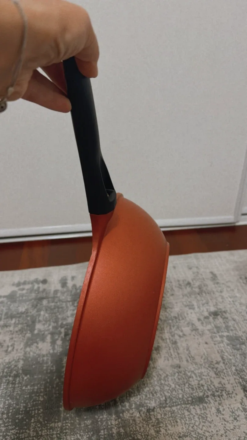 Queen Art Wok image indicator(2)