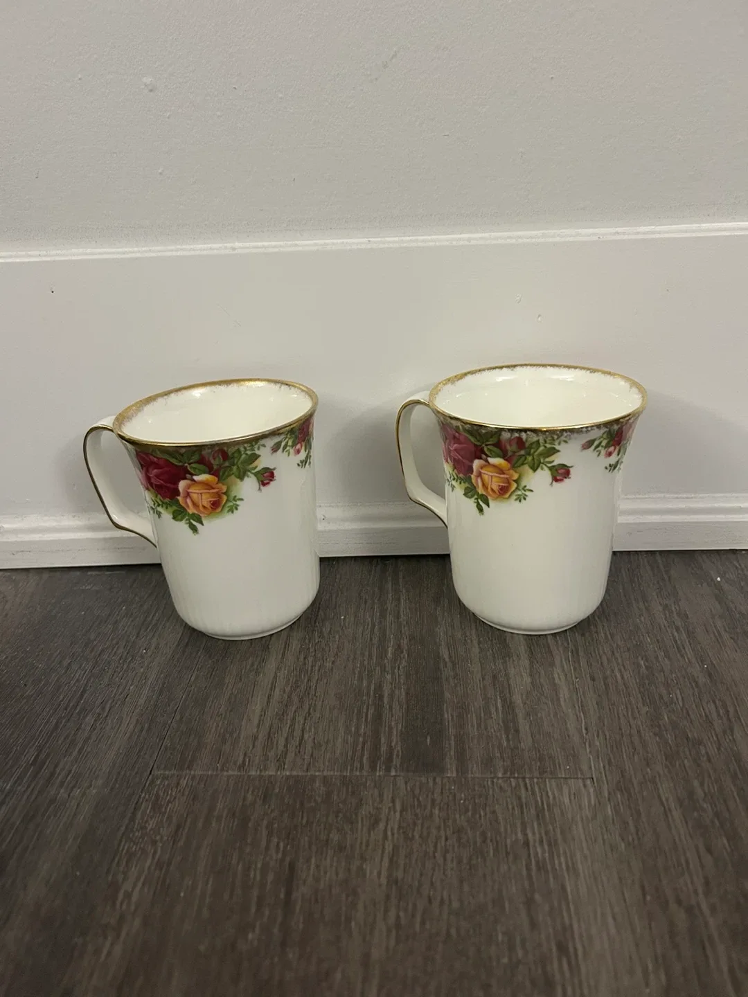 Royal Albert Old Country Roses Mugs (Set of 2)