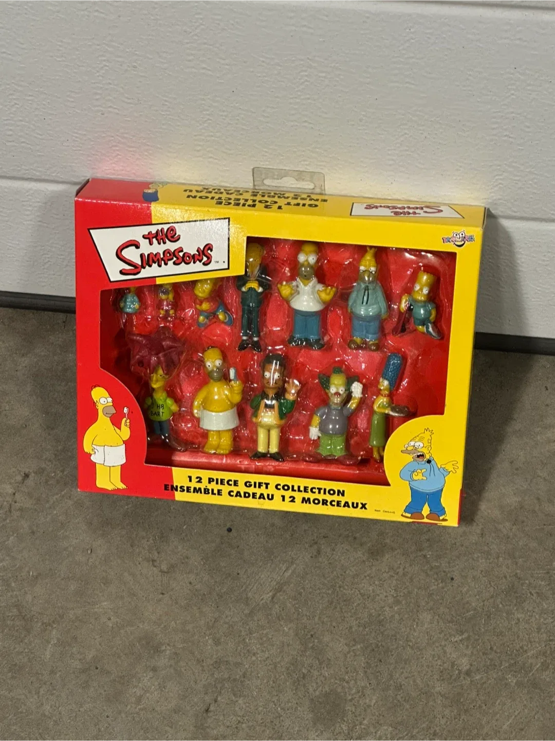 2002 The Simpsons  12 piece figure gift collection