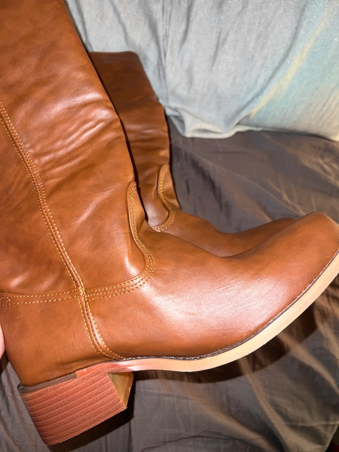 Brown Knee High Boots - Size 39 image indicator(2)