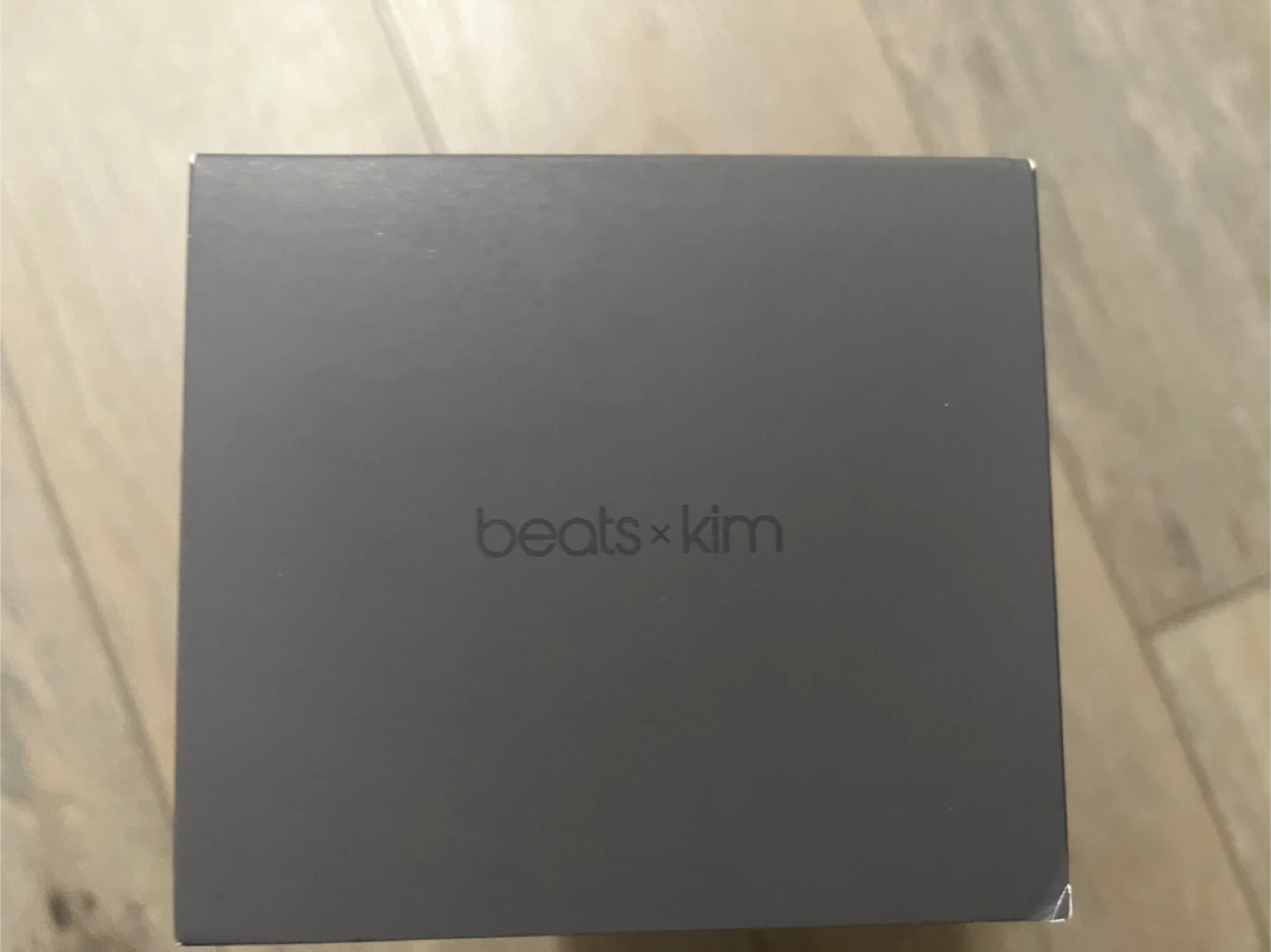 Beats x Kim Beats Pill Speaker - New in Box! - photo 3