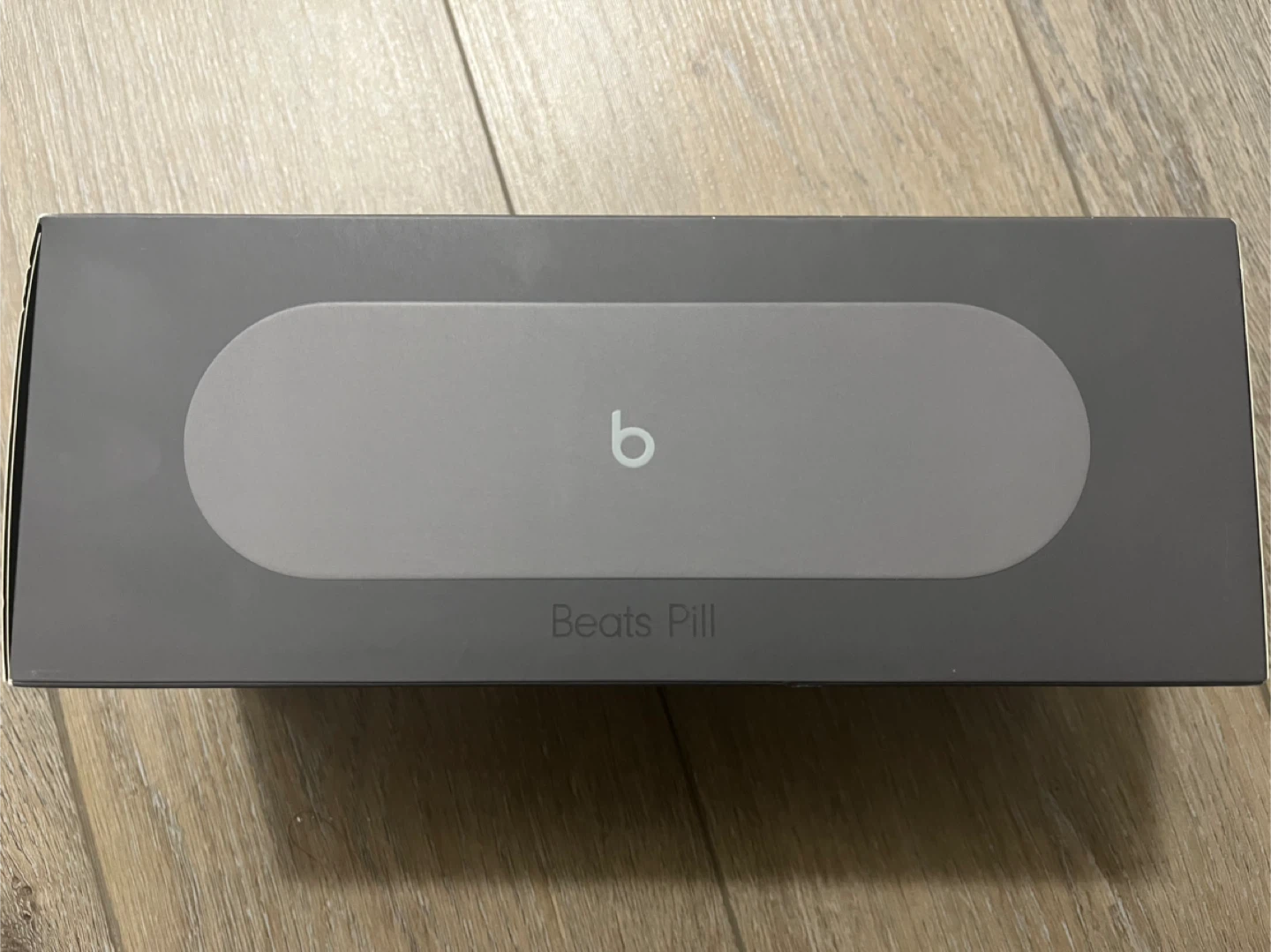 Beats x Kim Beats Pill Speaker - New in Box! - photo 2