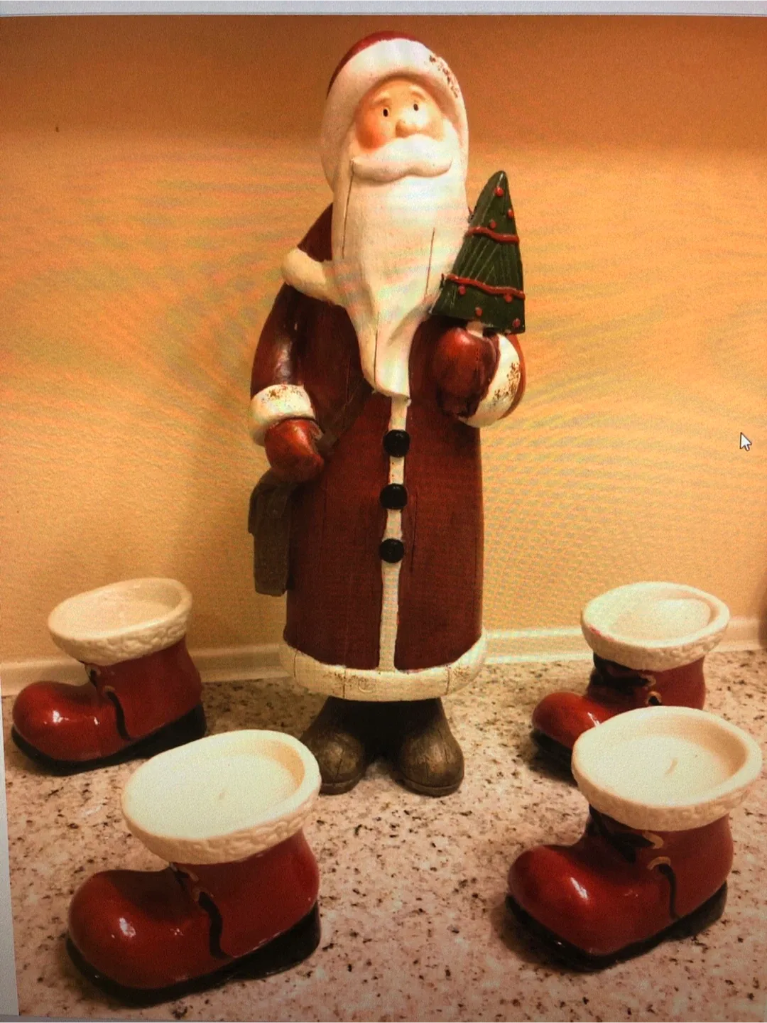 FREE Santa’s boots as decoration