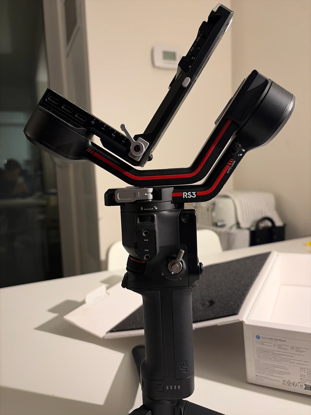 DJI RS 3 Gimbal Stabilizer - Like New! - photo 3