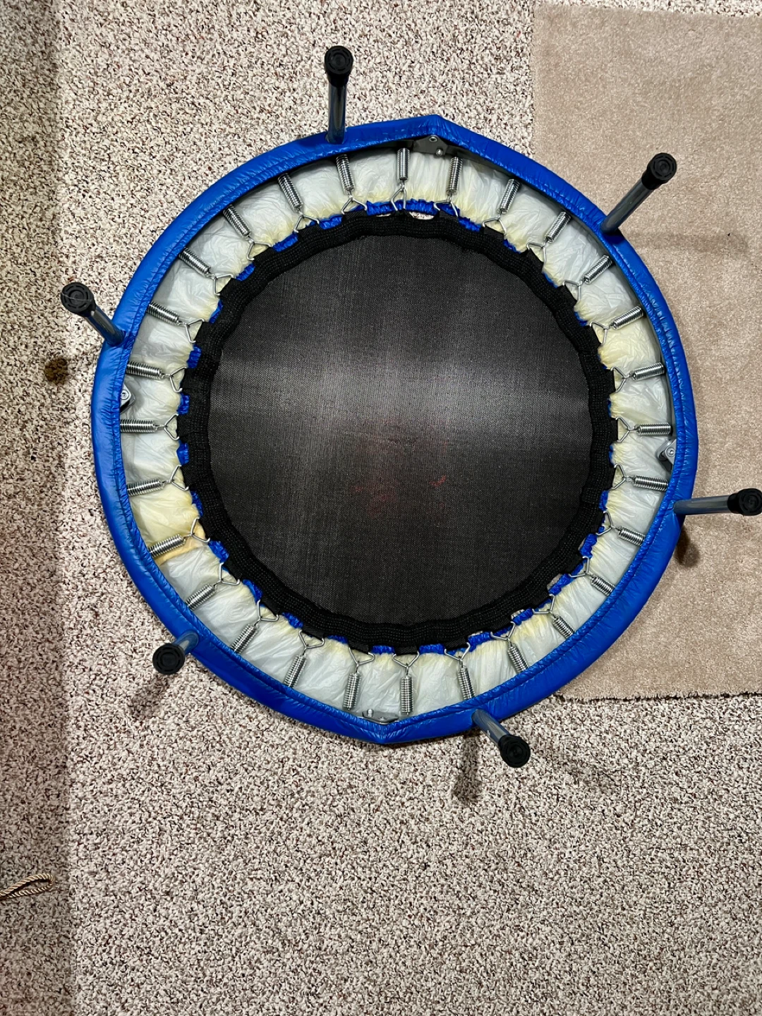 Trampoline for single person use - almost brand new - photo 2