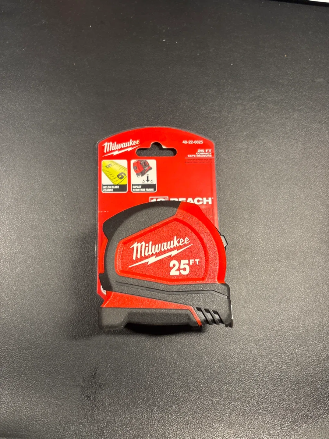 Milwaukee 25 ft Compact Tape Measure