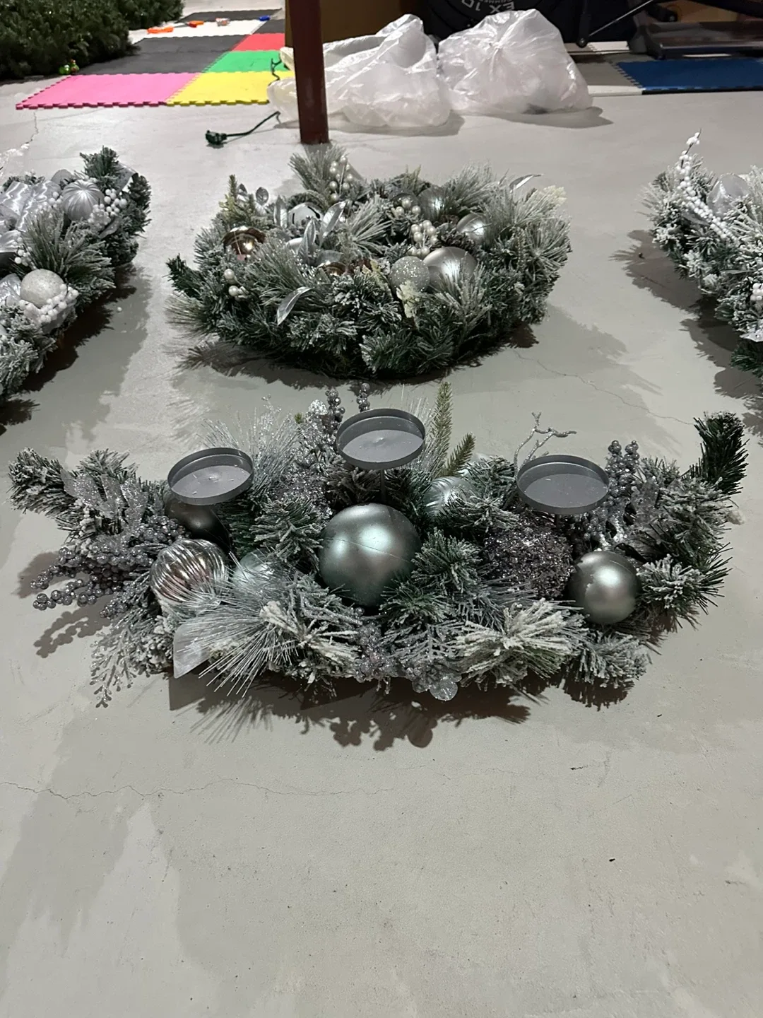 Silver Christmas Wreath & Garland Set