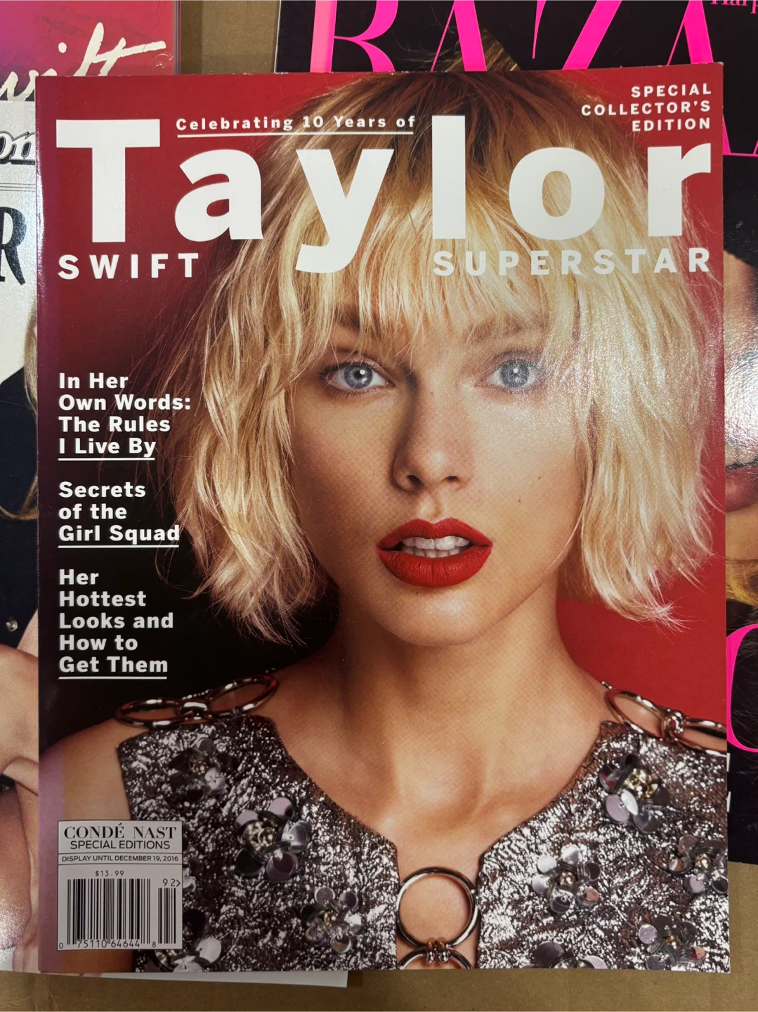 Taylor Swift Book/Mag Bundle - photo 2