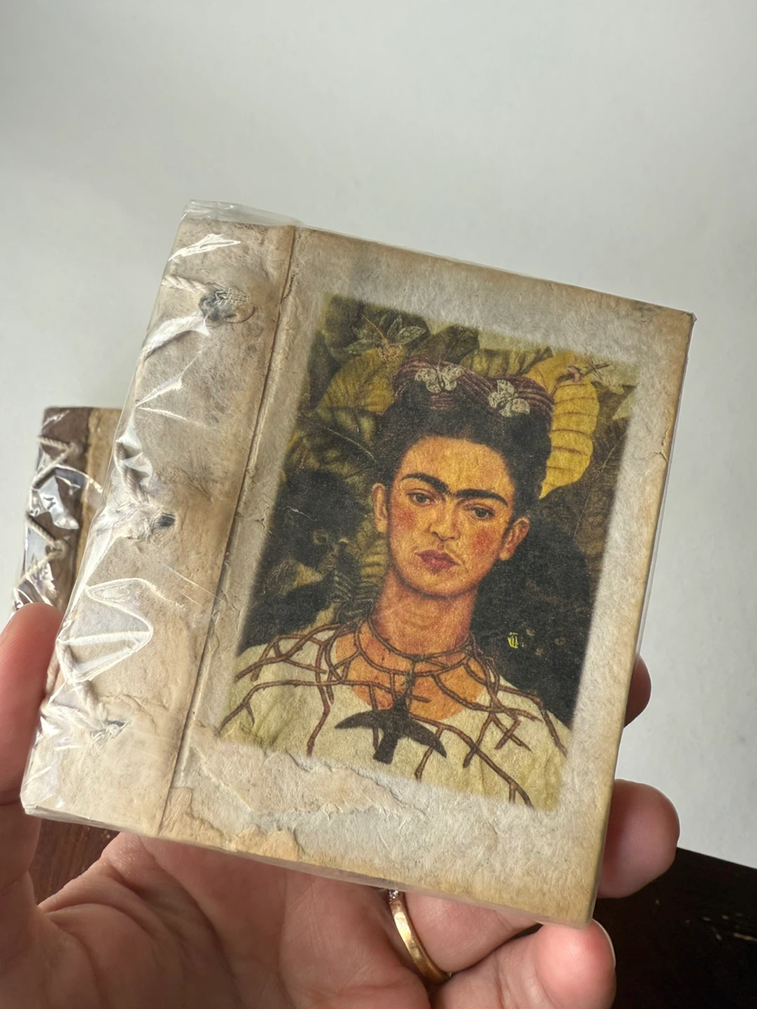 BNIB x2 Frida Kahlo mini notebooks - photo 2
