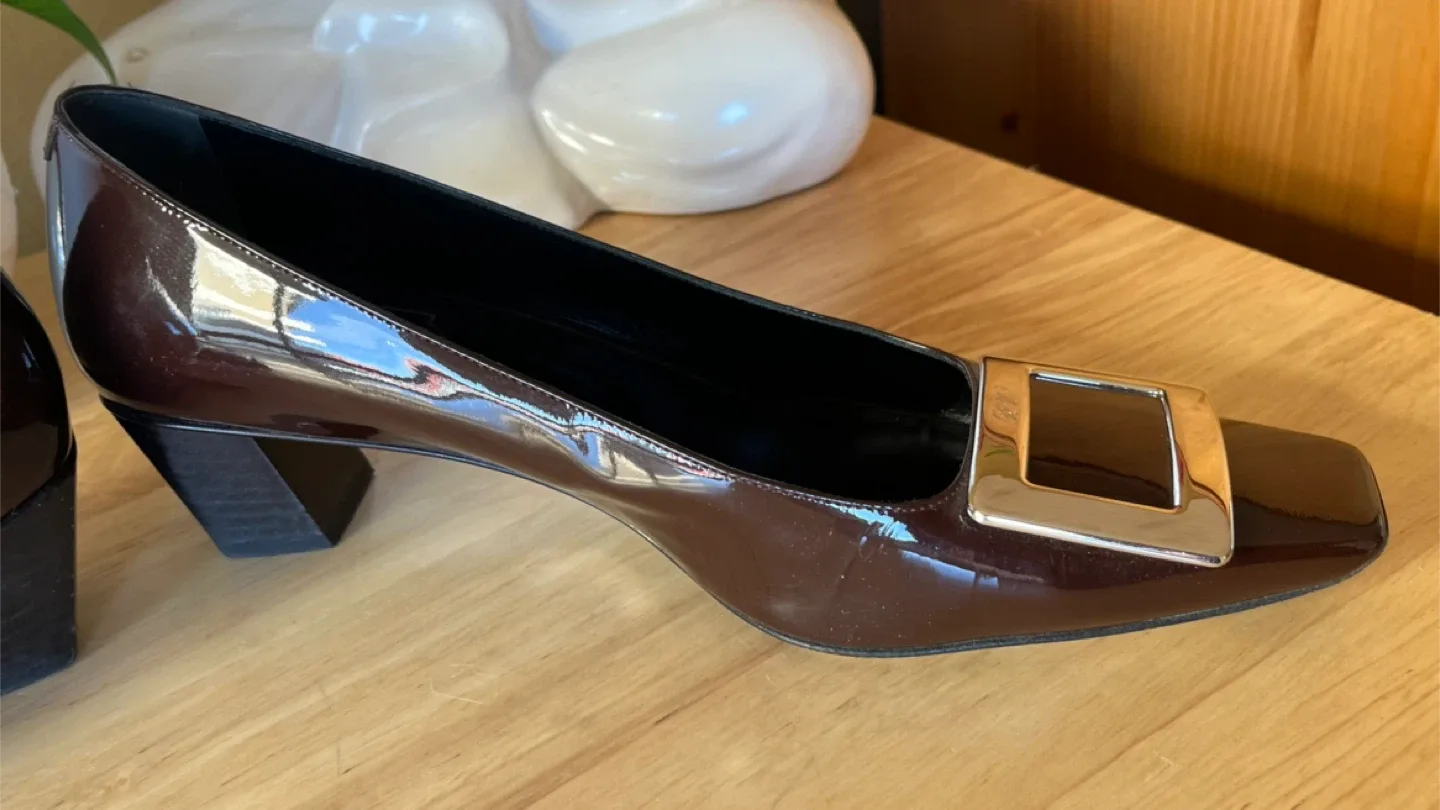 Roger Vivier image indicator(7)