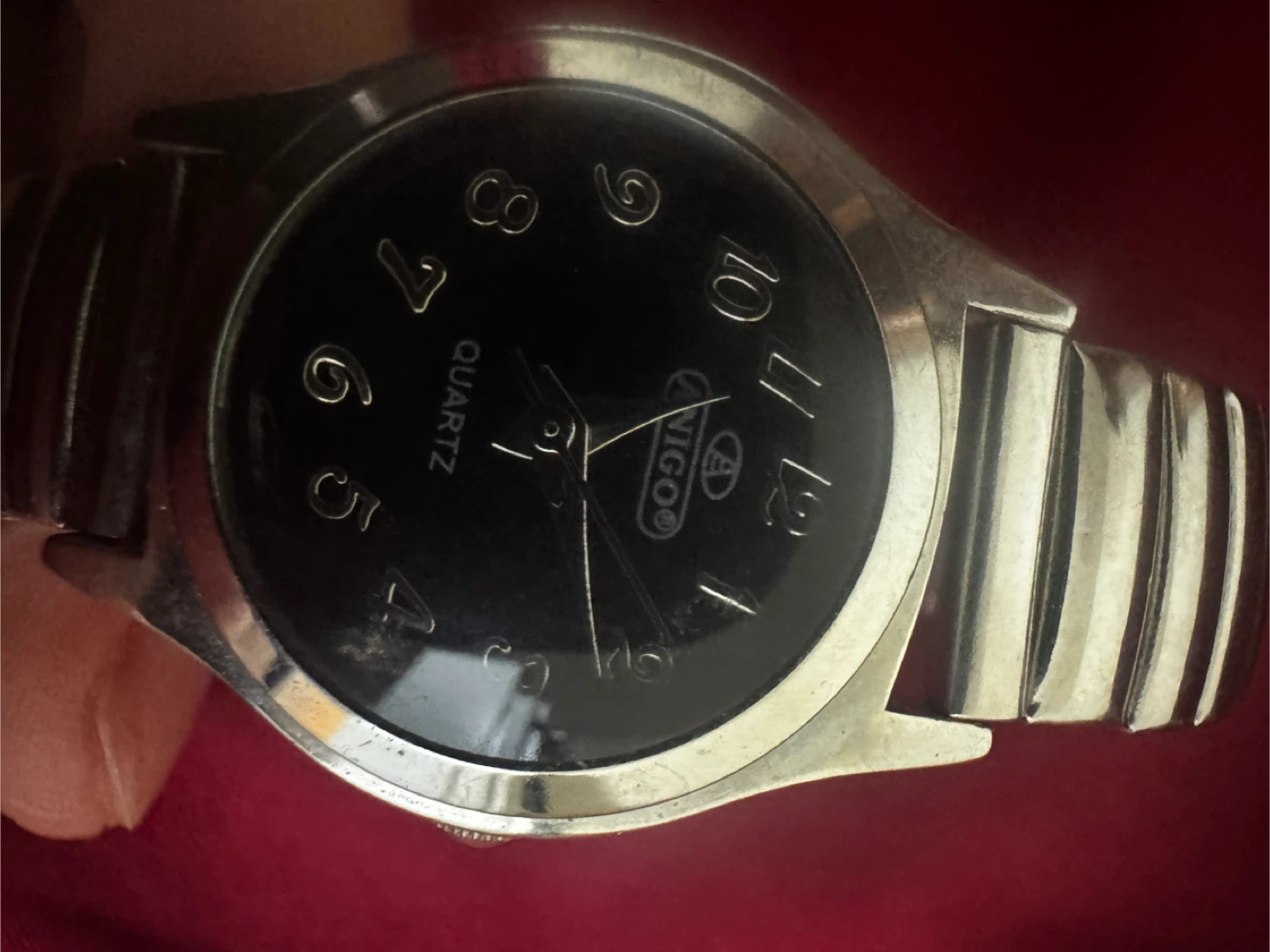 Elastic wrist watch