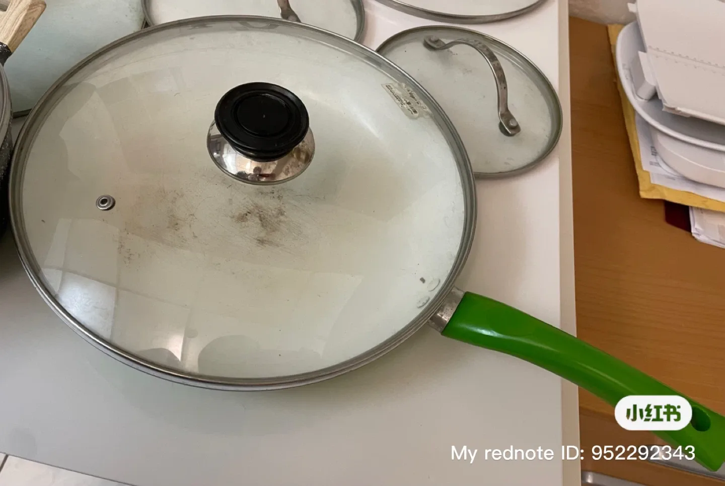 Assorted pan pots and lids image indicator(2)