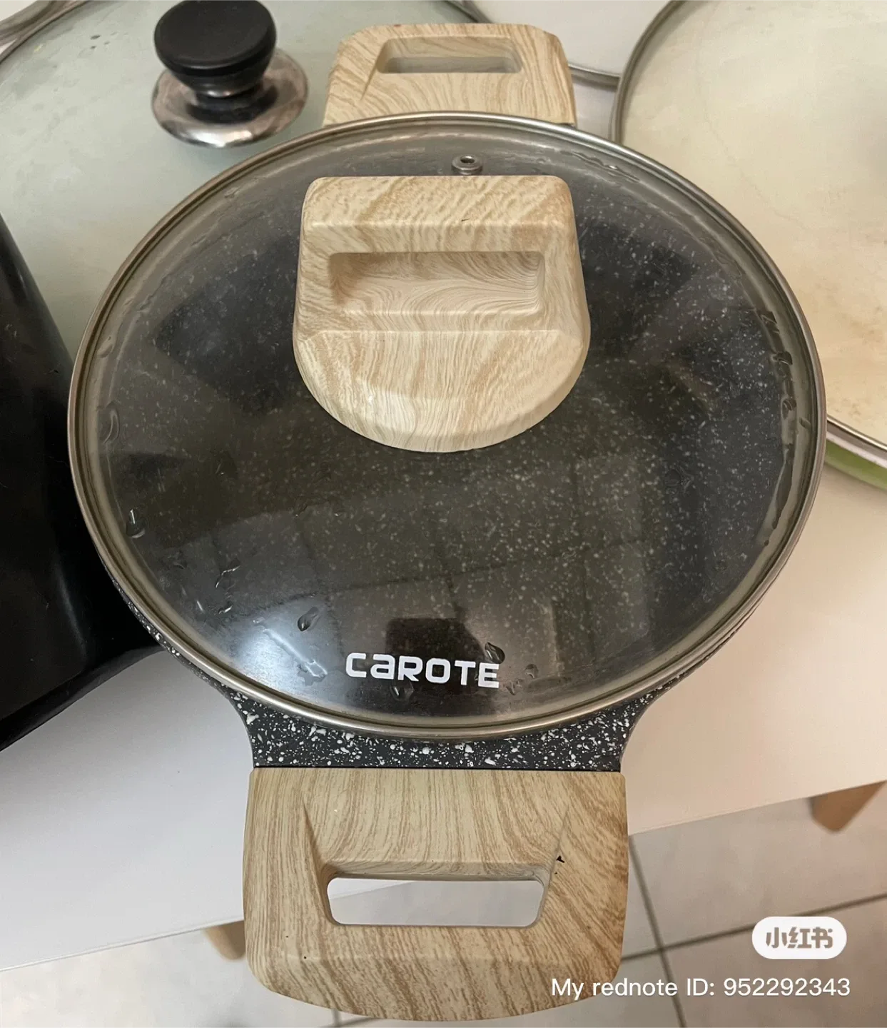 Assorted pan pots and lids image indicator(3)