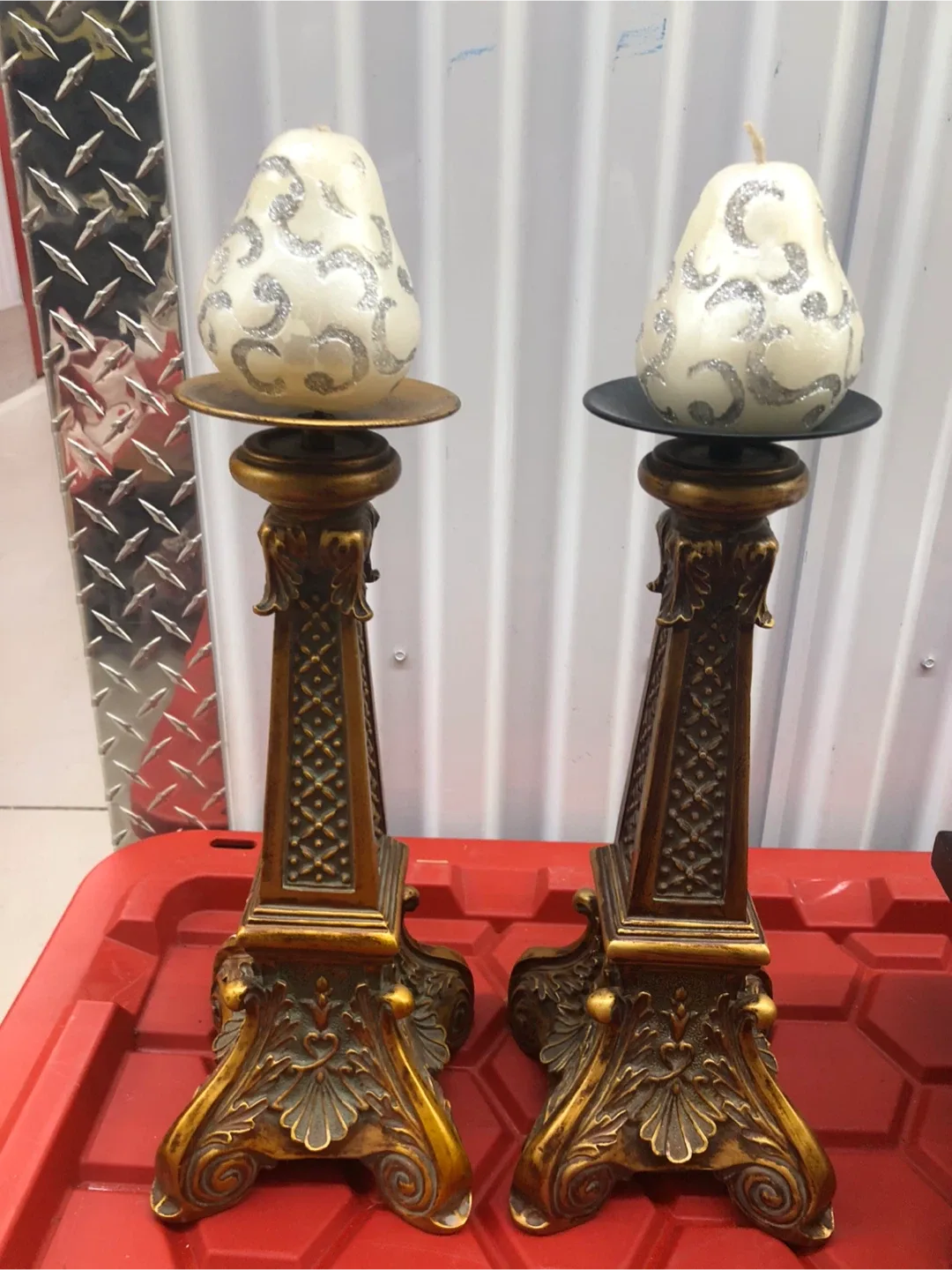 Pair of Gold Decorative Candle Holders image indicator(6)