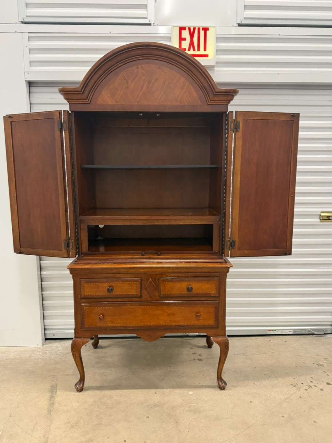 Wooden Armoire Wardrobe/Dresser - photo 5