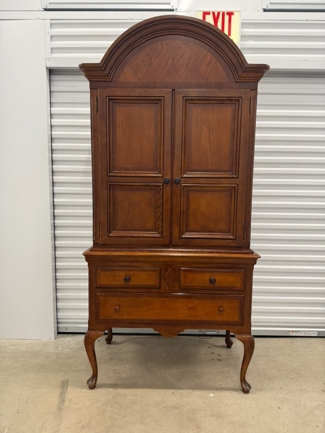 Wooden Armoire Wardrobe/Dresser