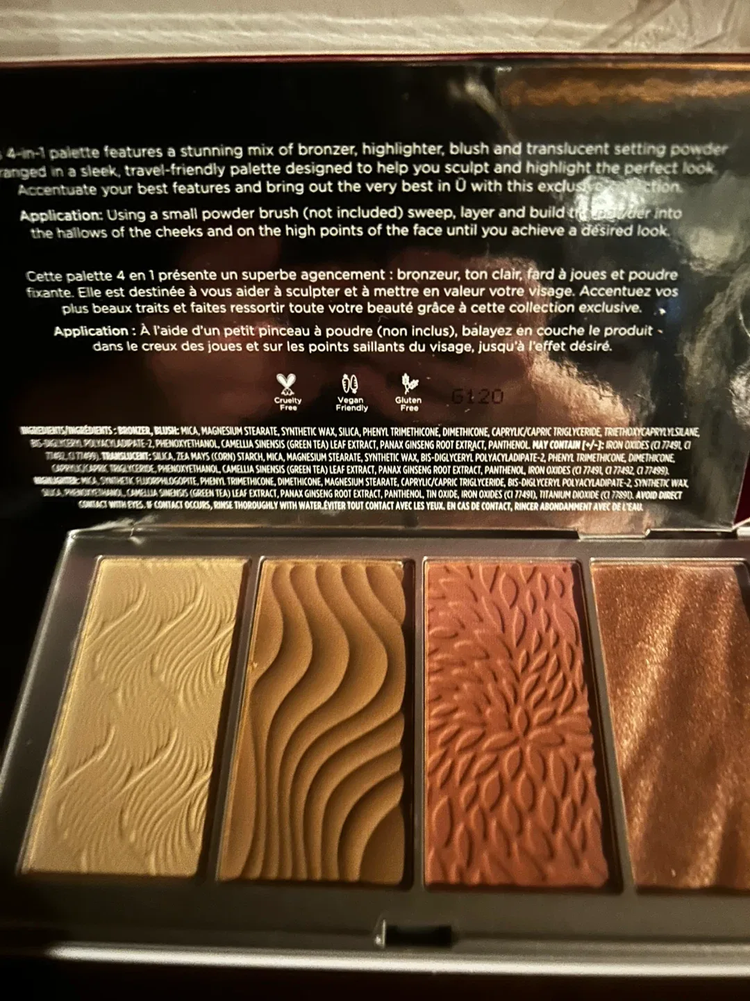 4-in-1 Skin-Perfecting Powders Palette image indicator(3)