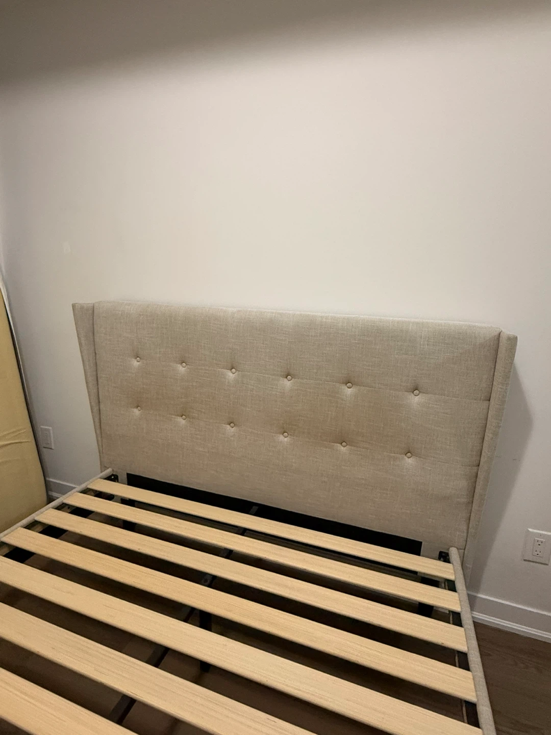 Linen Upholstered Platform Bed Frame (Queen) - photo 3