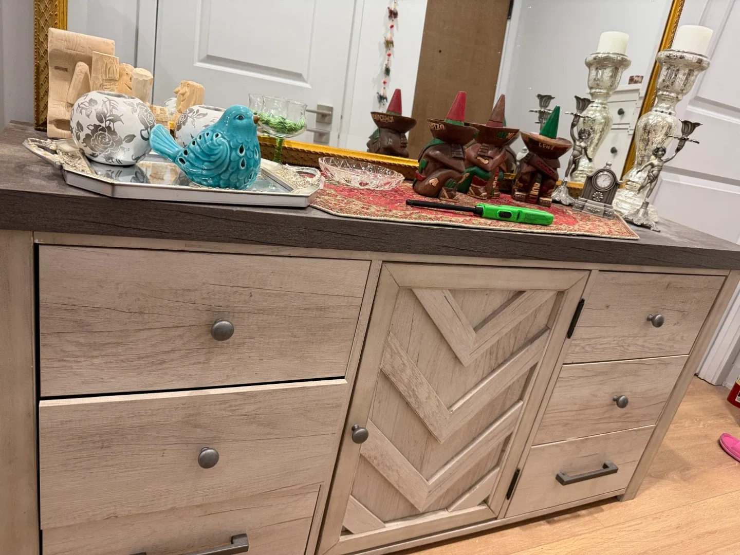 Wood Grain Dresser with Drawers image indicator(4)